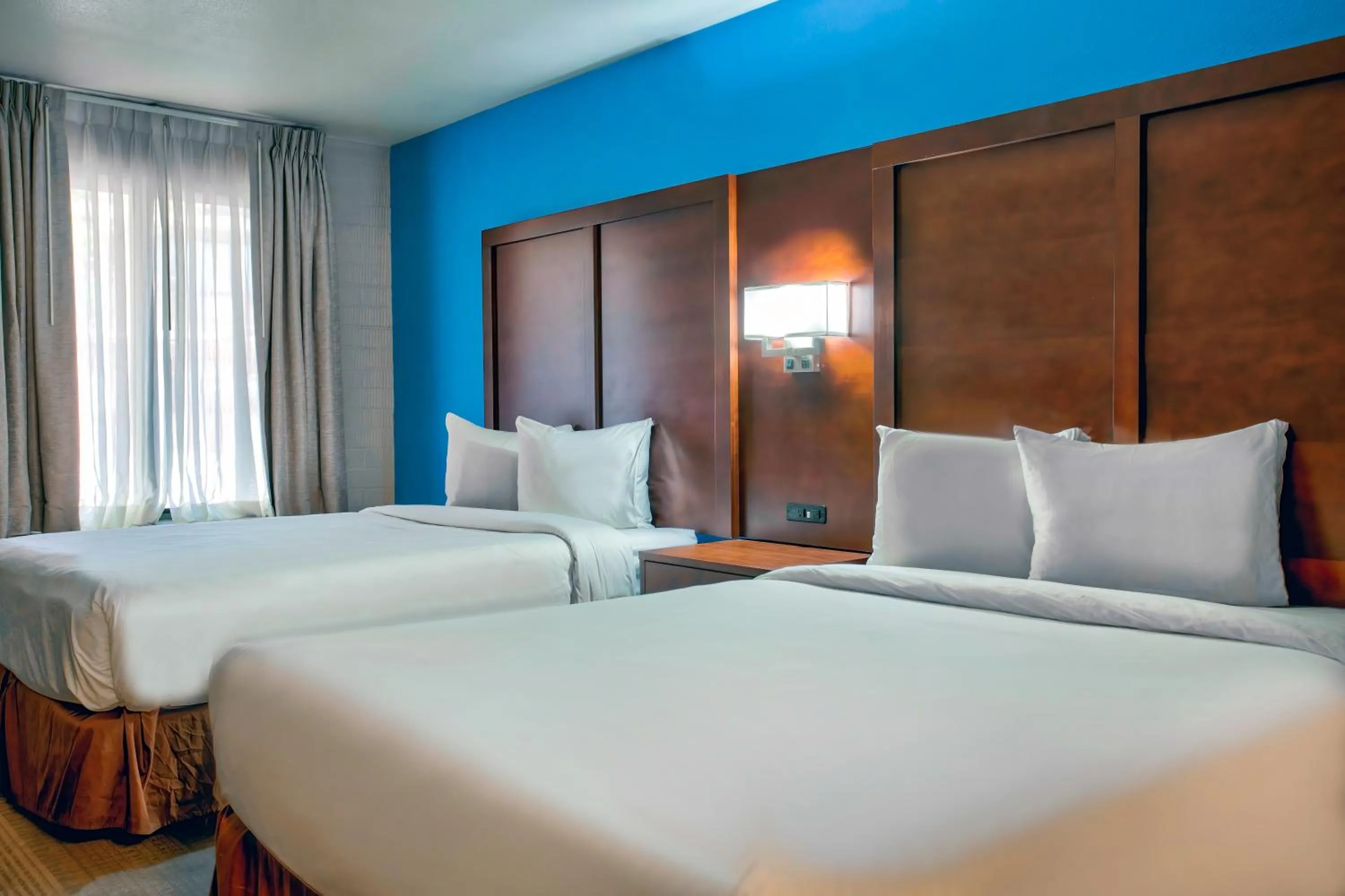 Queen Room with Two Queen Beds - Non-Smoking in Motel 6 Willcox, AZ