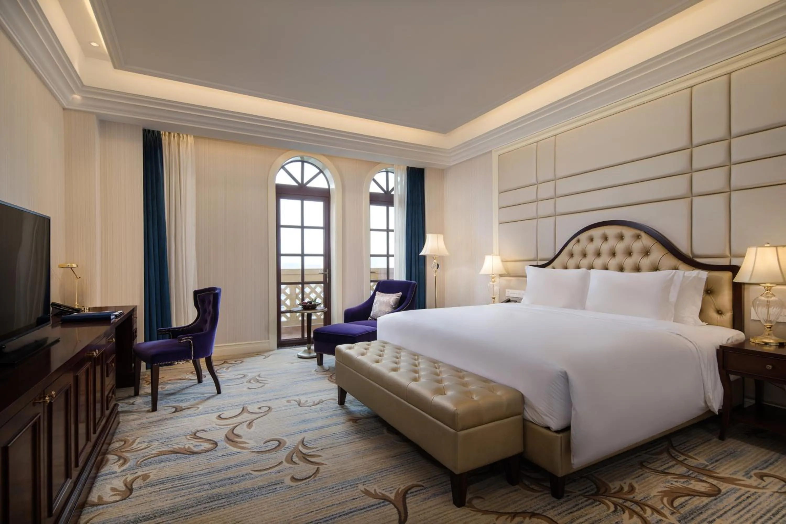 Deluxe Room in Radisson Blu Forest Manor Shanghai Hongqiao - Near NECC