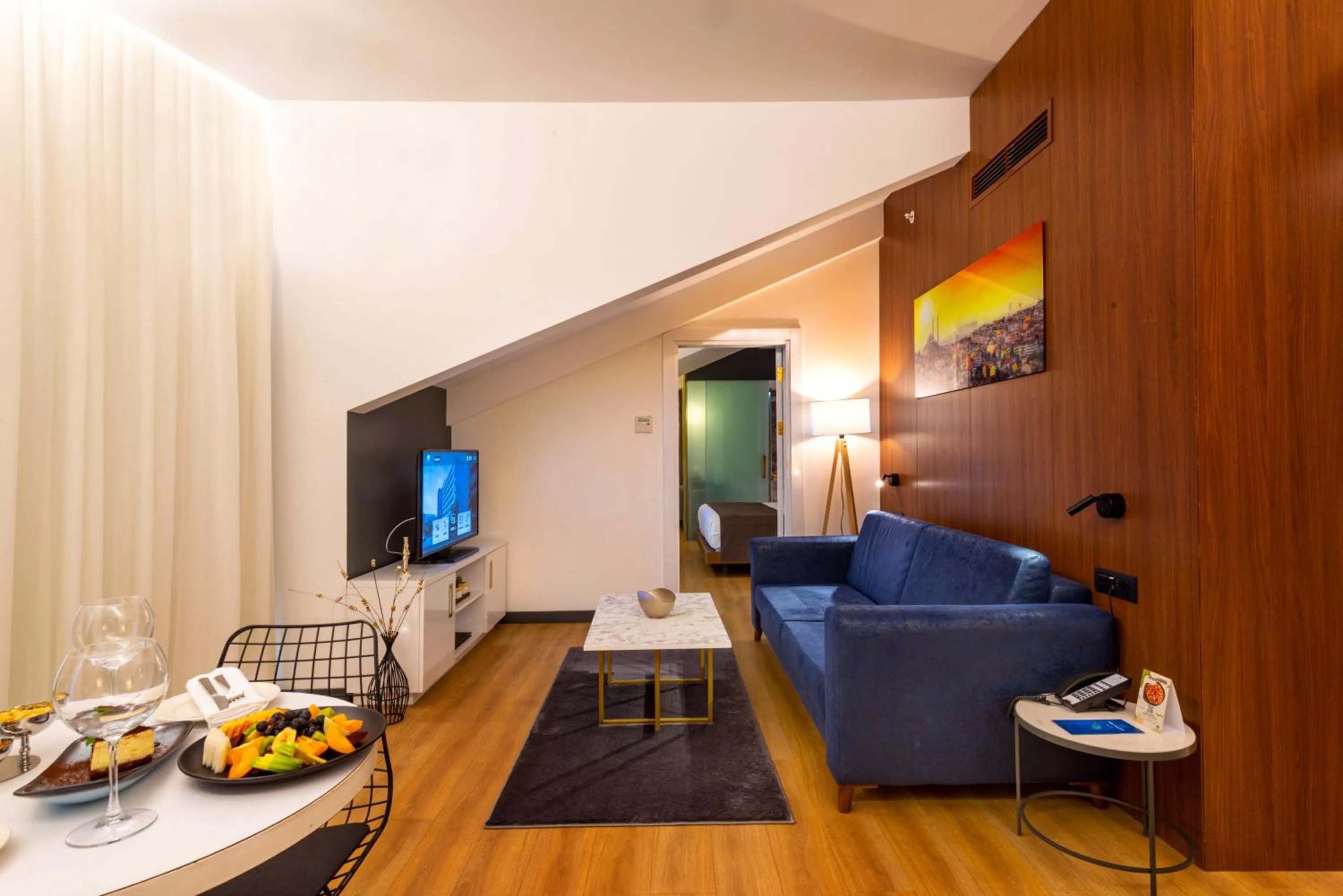 Suite with Balcony in The Craton Hotel Sisli