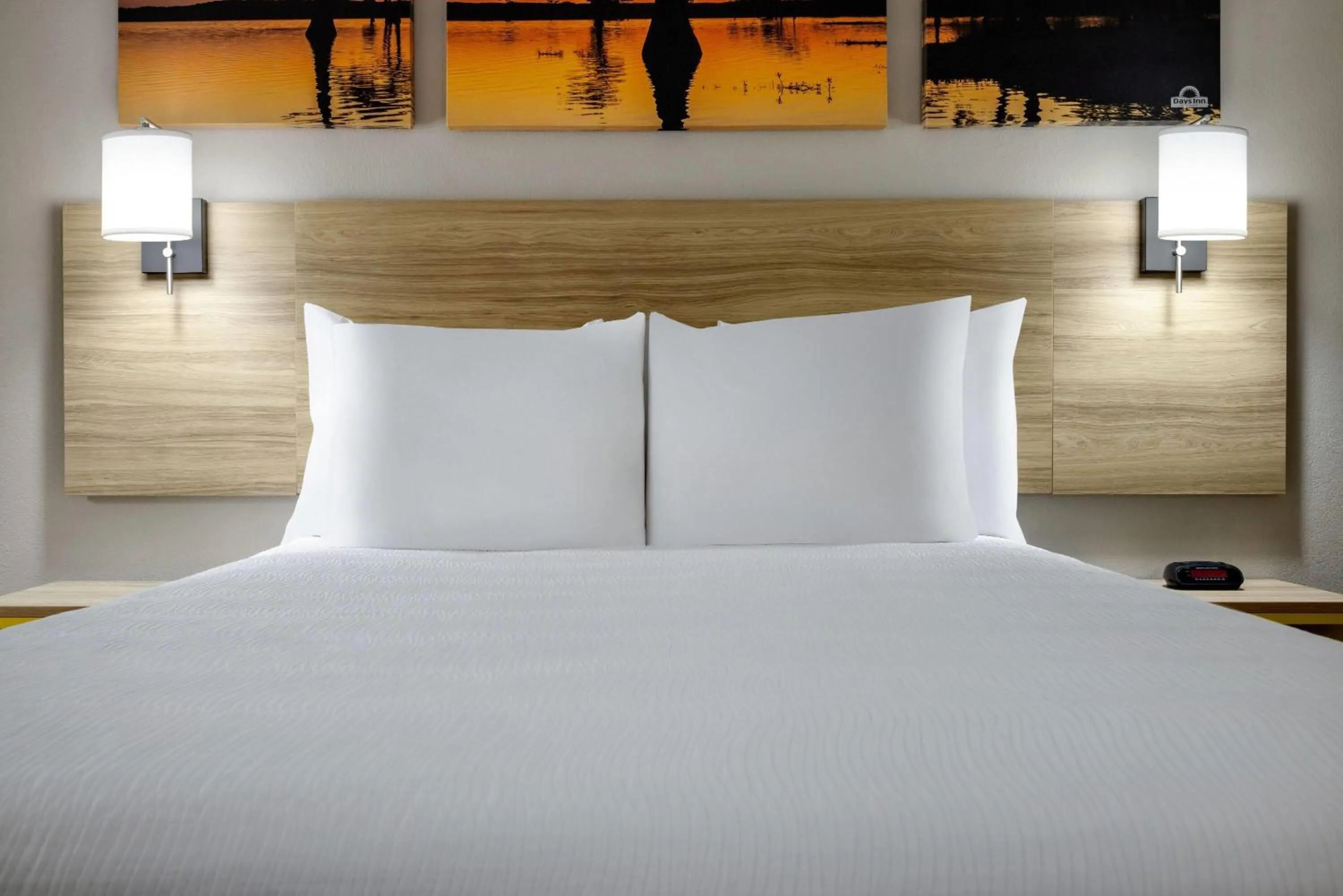 King Room - Smoking  in Days Inn by Wyndham Blythewood North Columbia