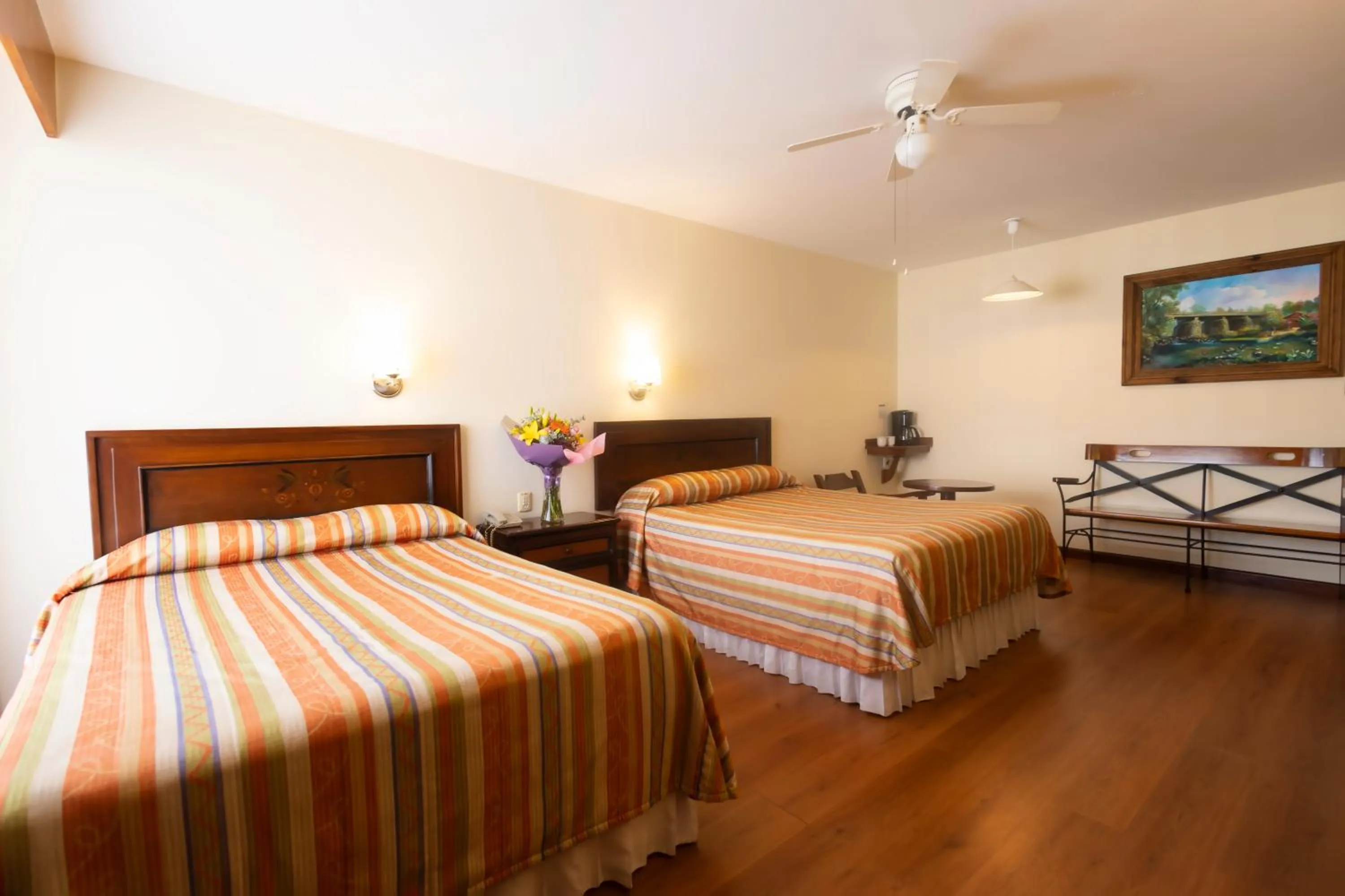 Double Room with Two Double Beds in Hotel Plaza Uruapan