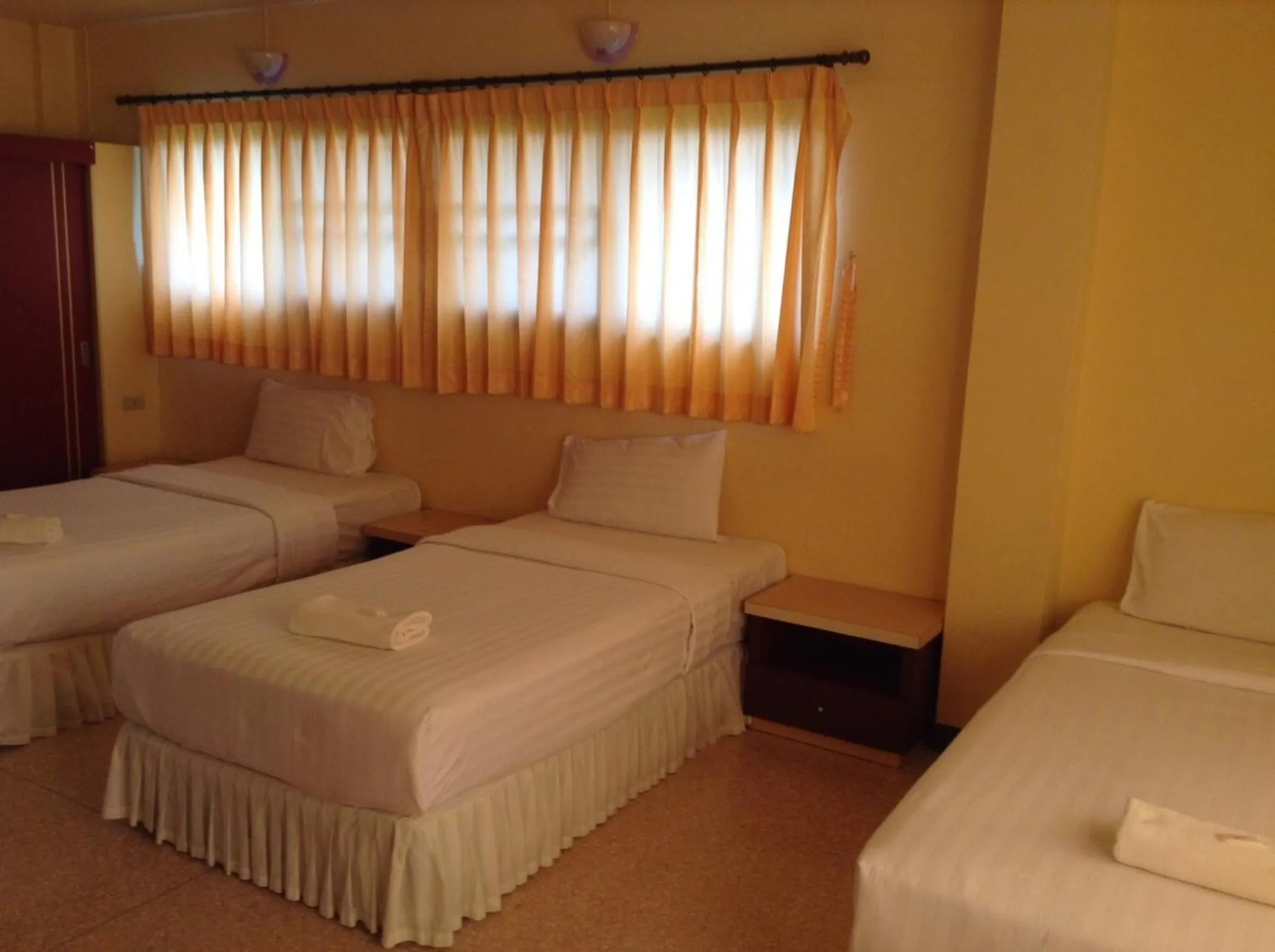 Superior Triple Room in Srisomthai Hotel