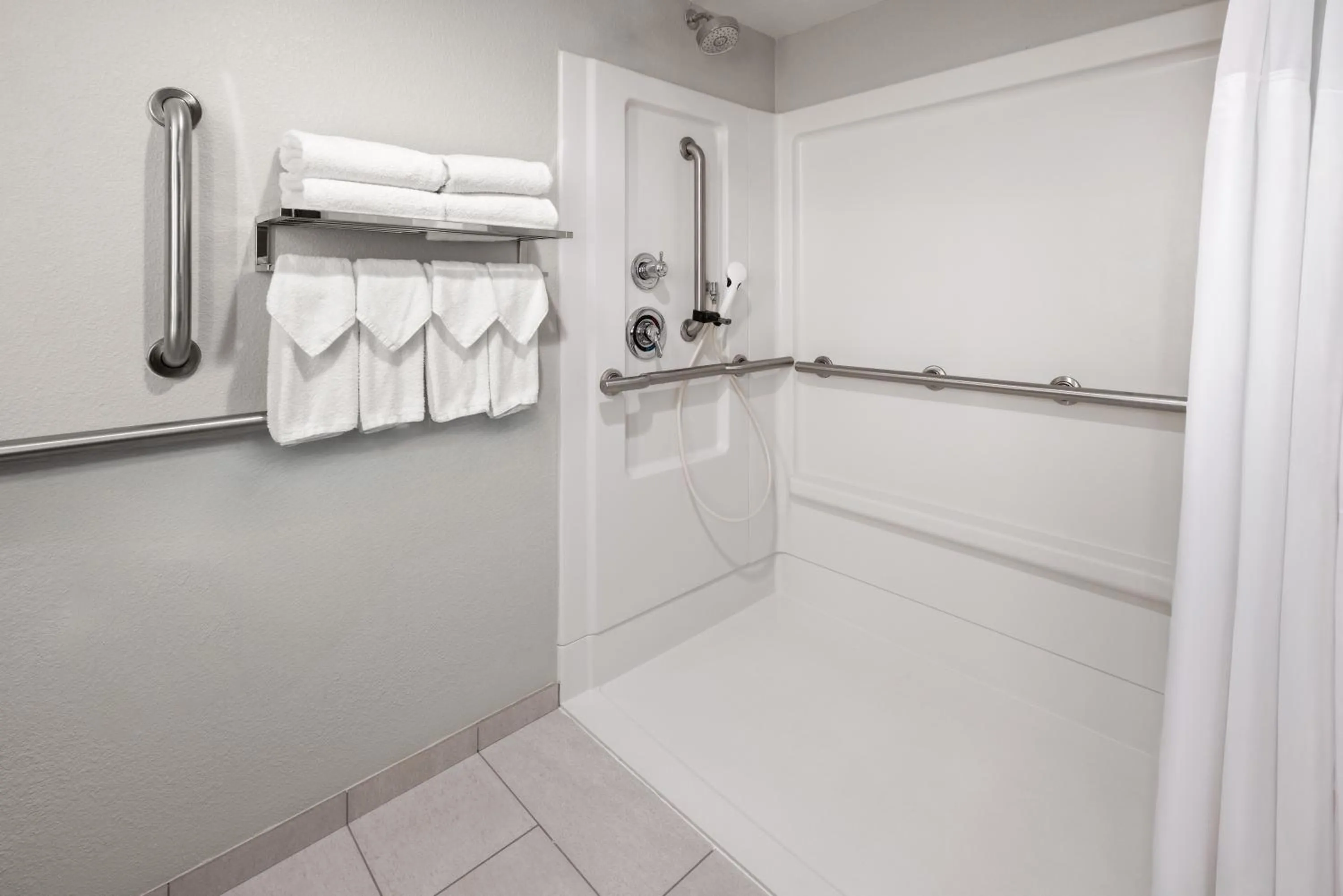 Premium King Room with Roll-In Shower - Mobility Access in Holiday Inn & Suites Columbia NE - Ft Jackson Area by IHG