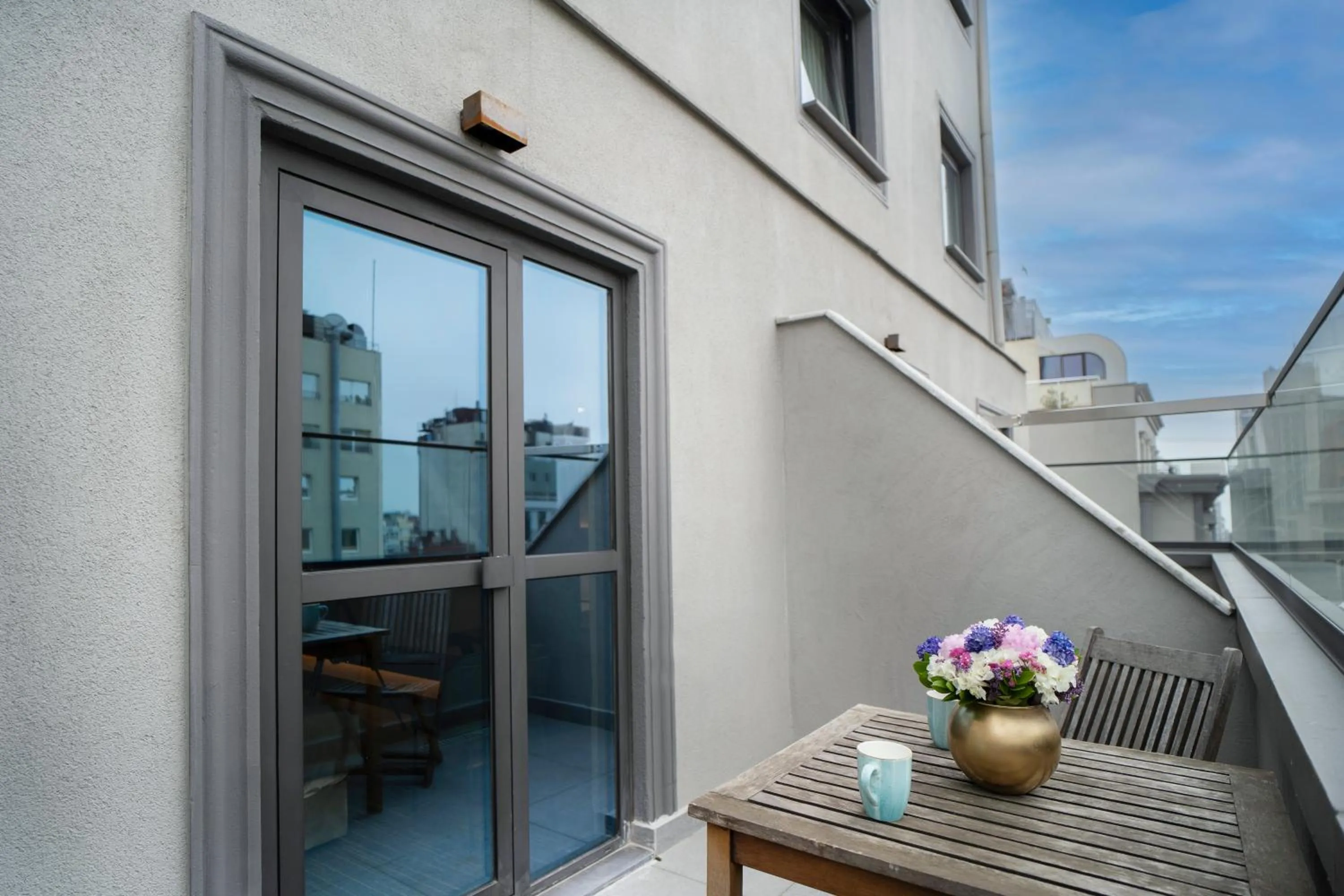 Twin Room with Balcony in Arts Hotel Taksim