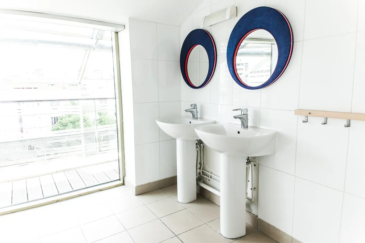 Private Room with Private Bathroom (6 Adults) in St Christopher's Inn Paris - Canal