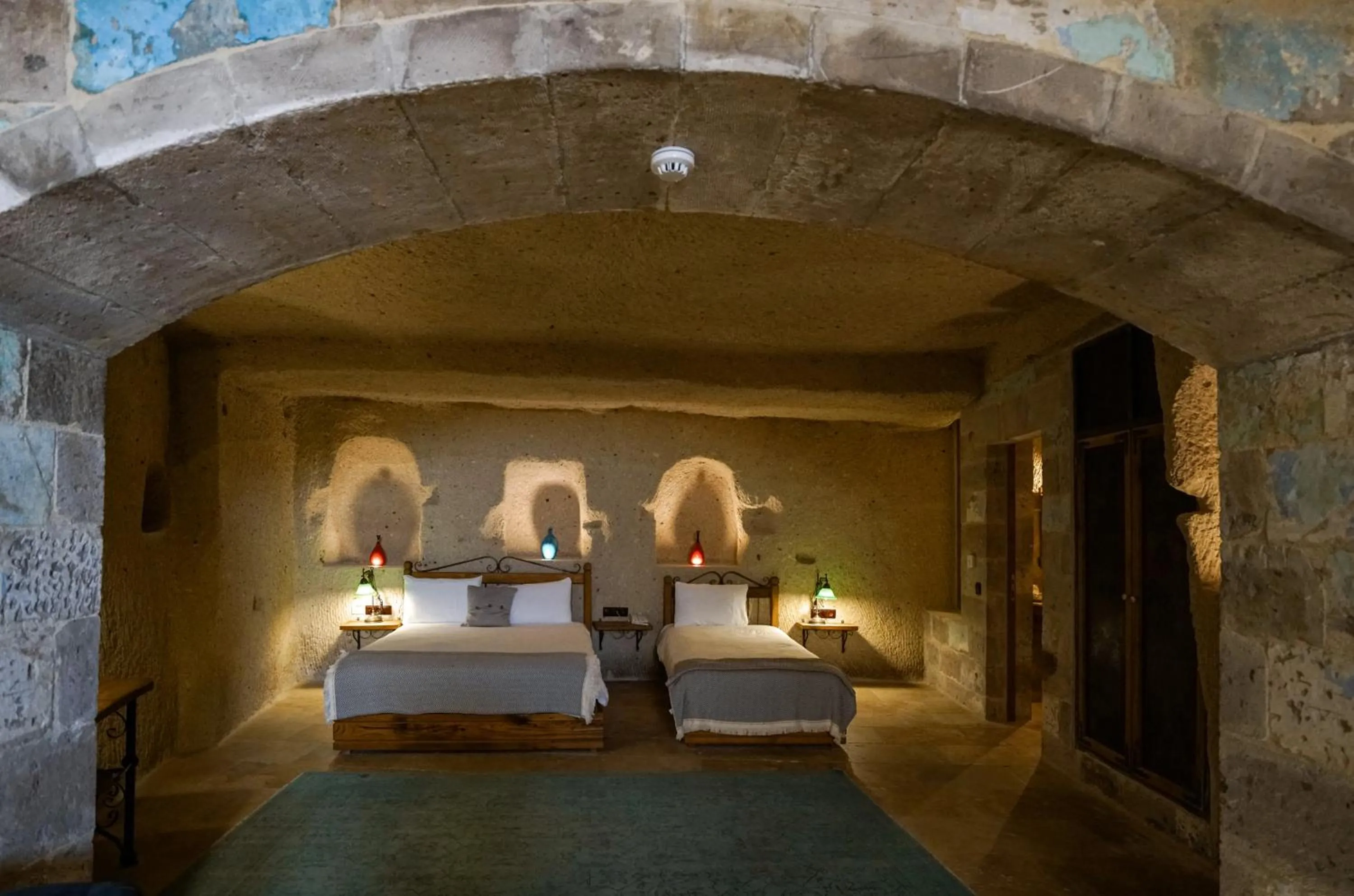 Triple Room in Design Cave Hotel