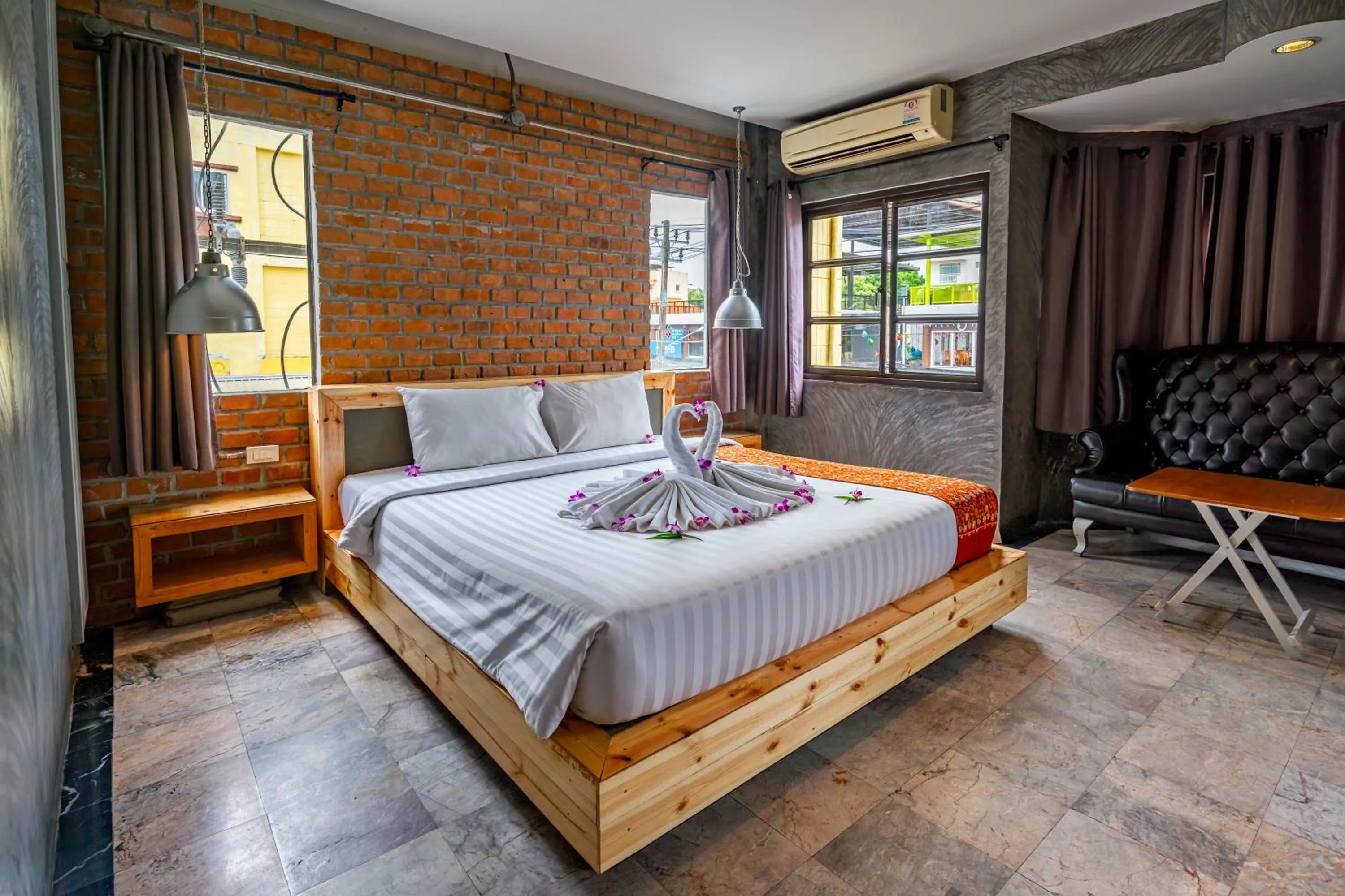 Superior Double Room in UNOTEL Karon Beach