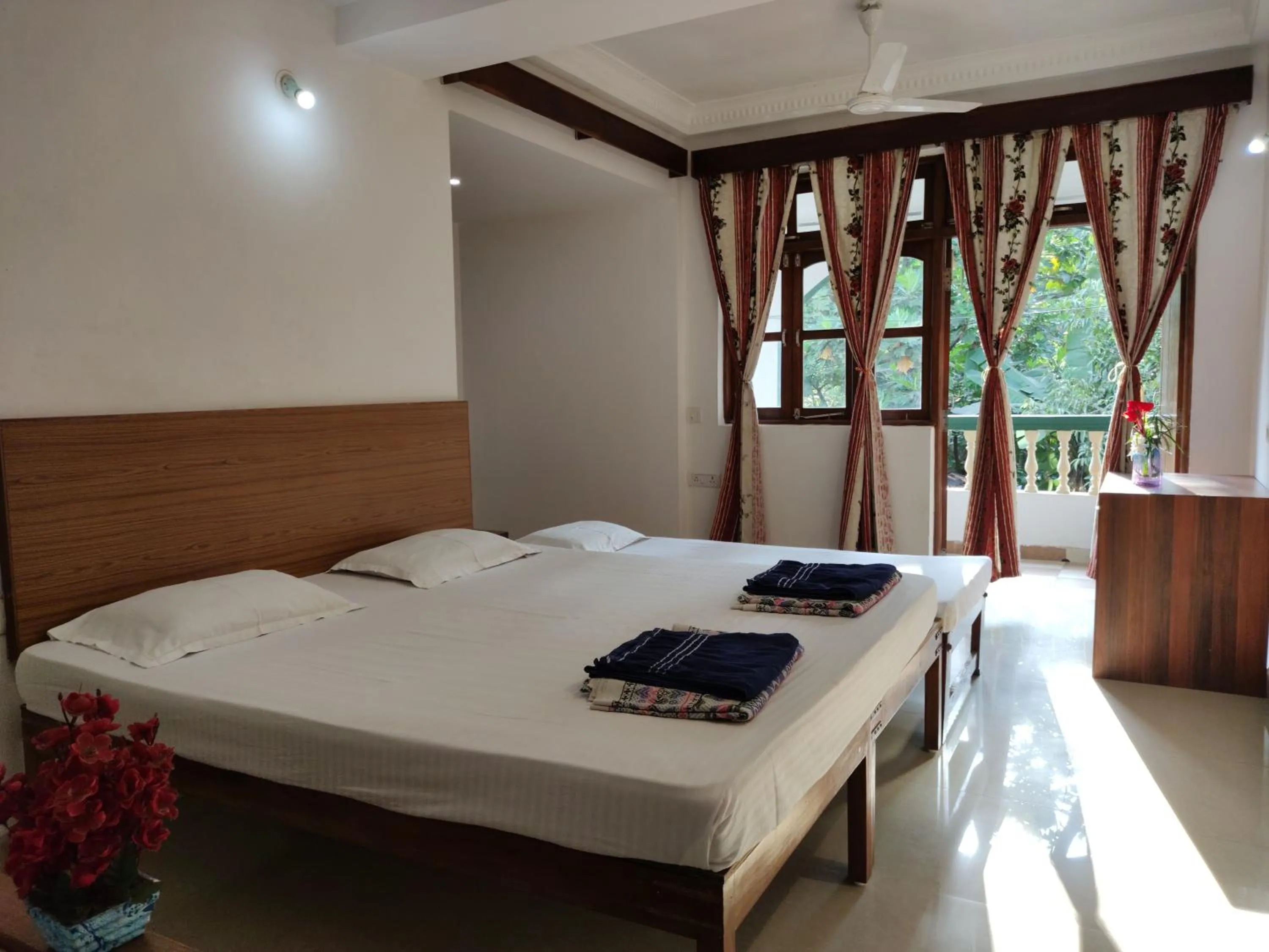 Triple Room in Hotel Kismat Mahal