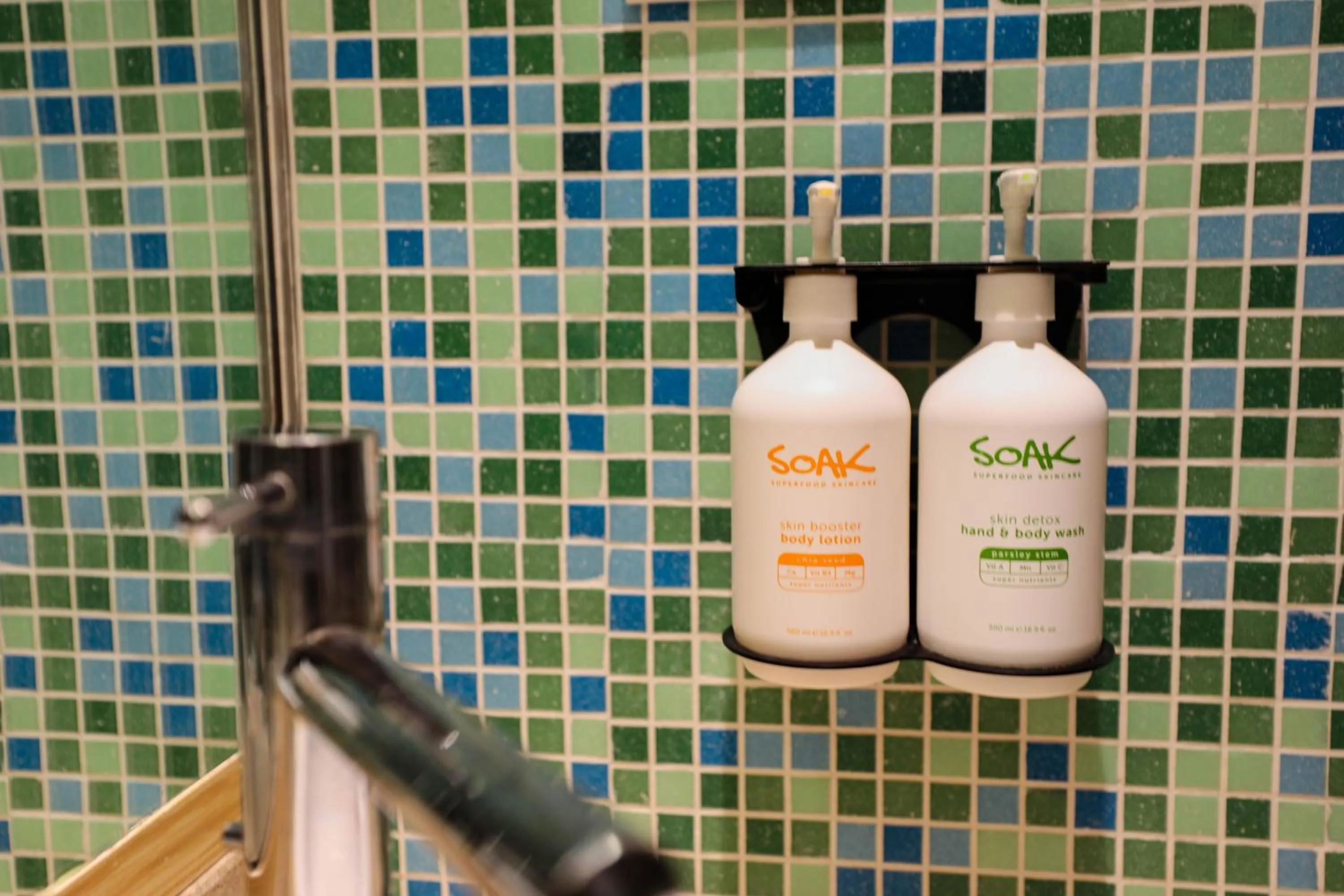 Standard King Room - Smoking in Holiday Inn Bangkok by IHG