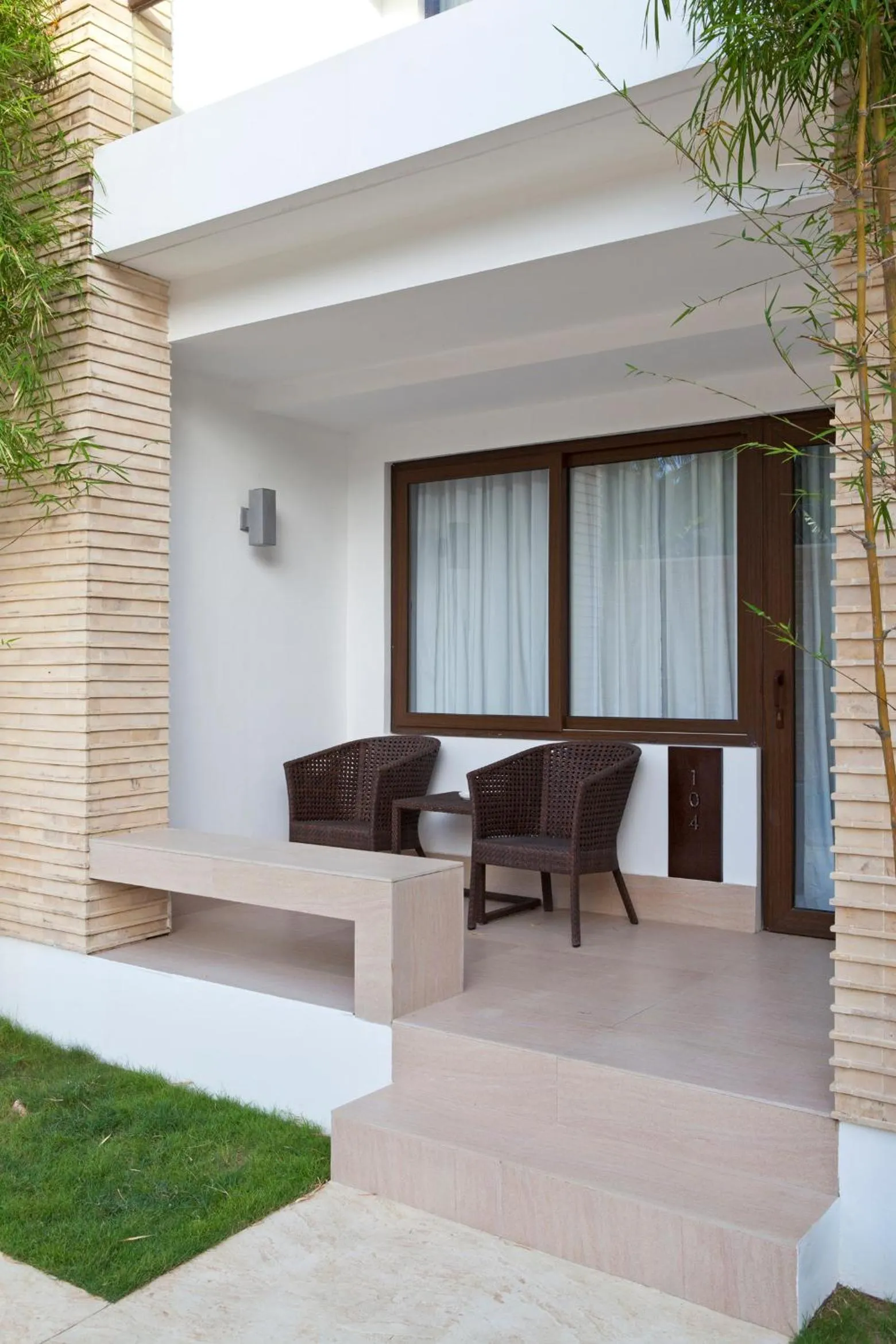 Deluxe Twin Room in The District Boracay