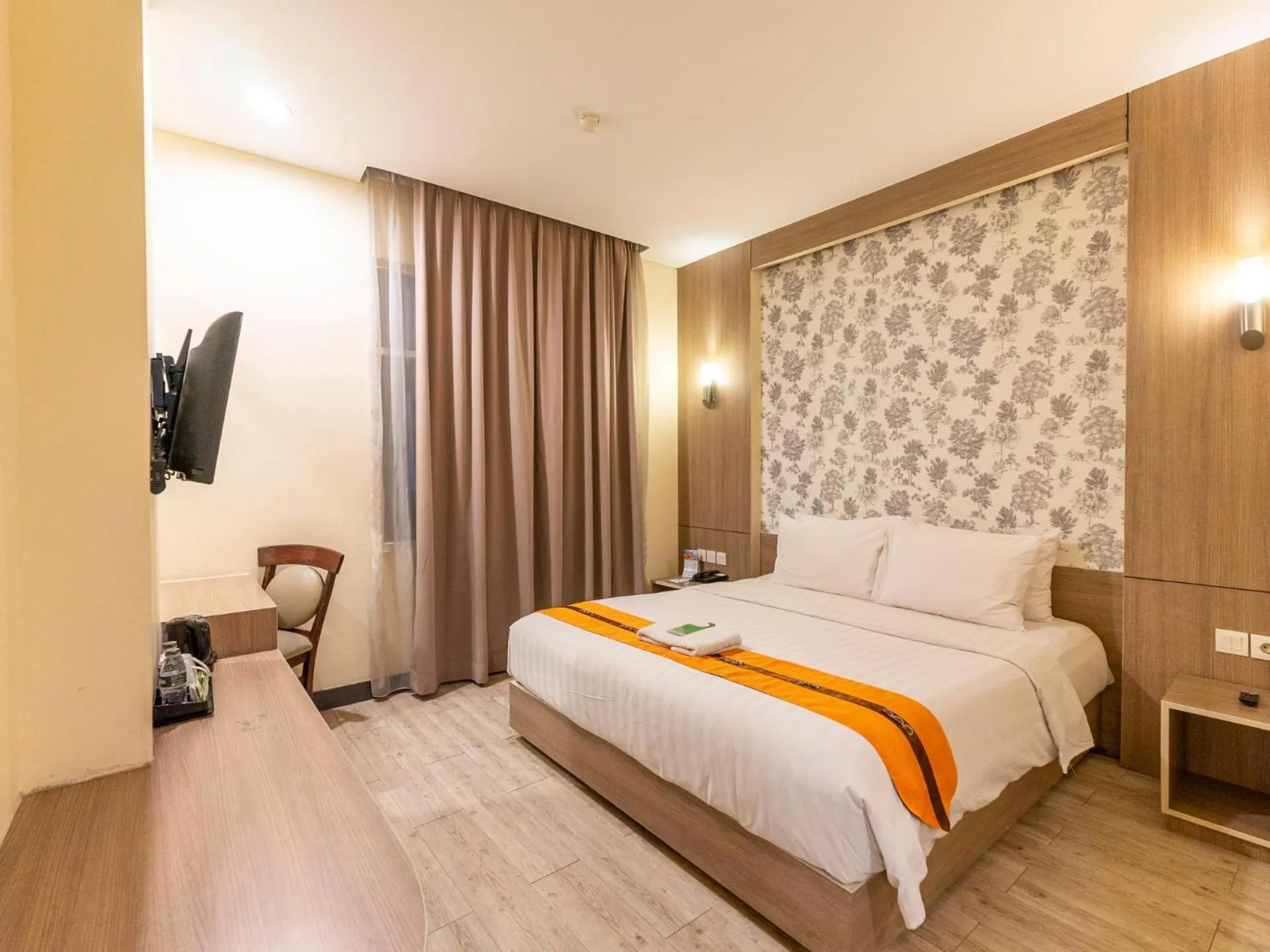 Superior Double Room in Oria Hotel Jakarta