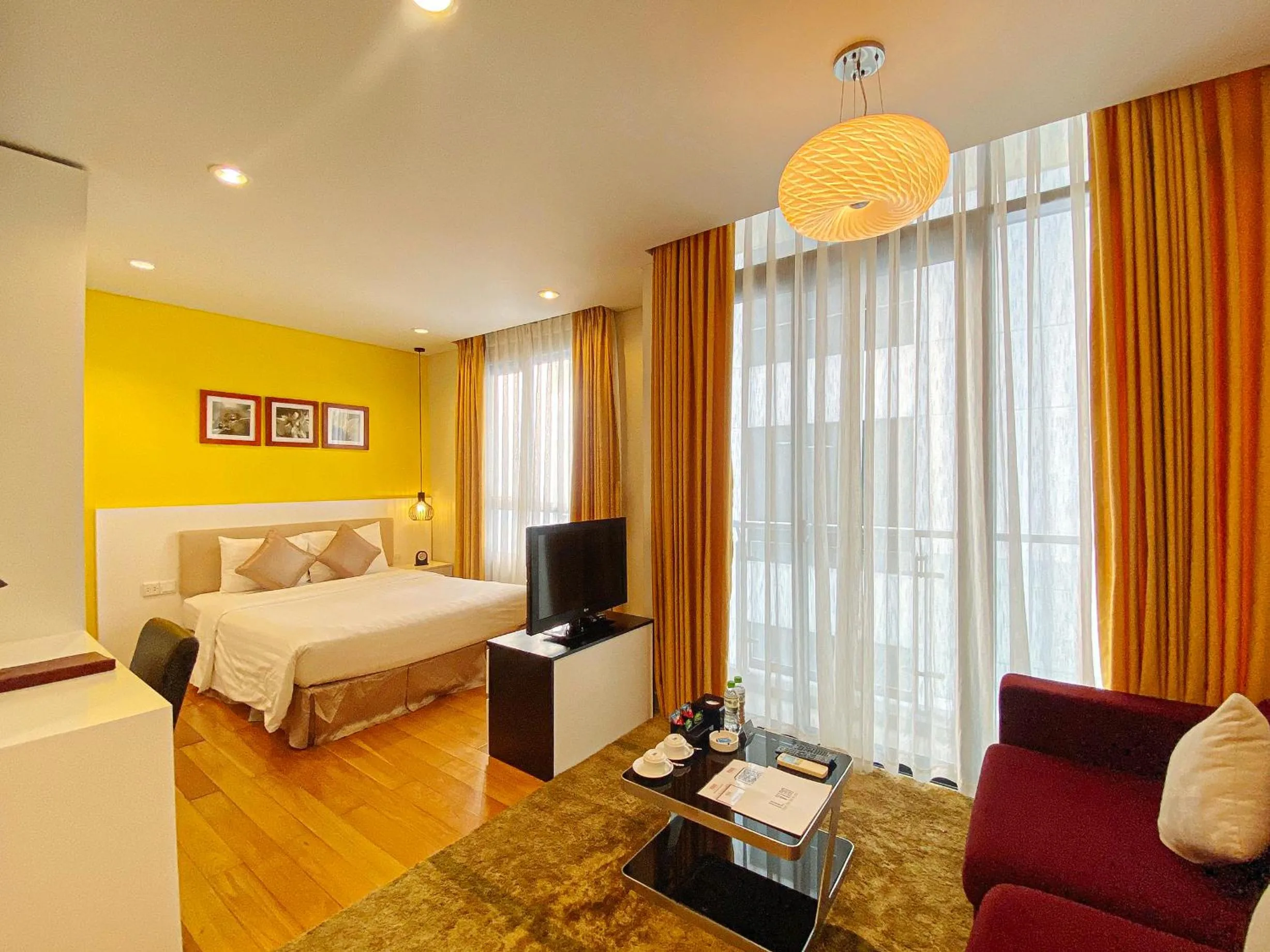 Deluxe Double Room with Balcony in My Way Hotel & Residence Ha Noi