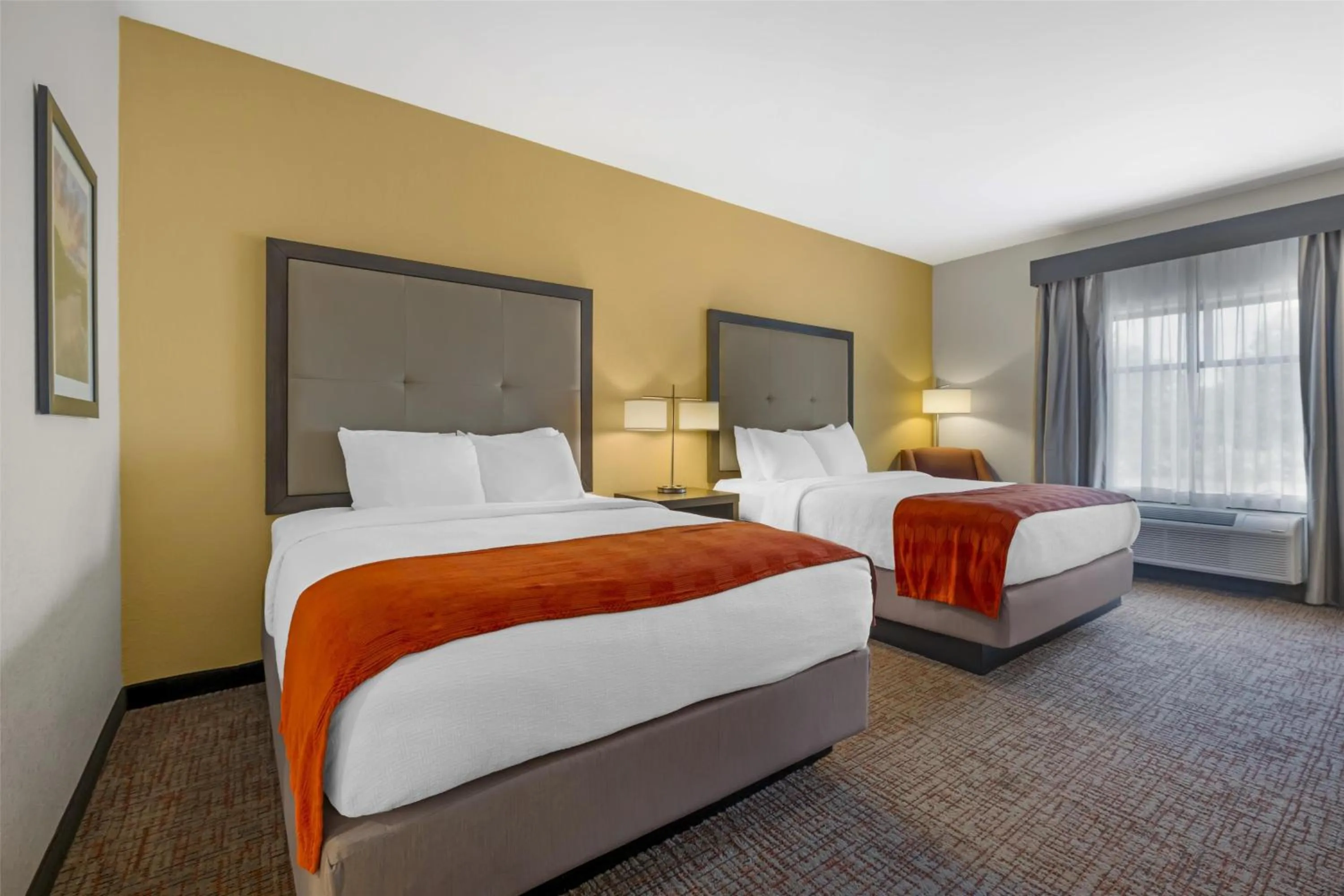 Queen Room with Two Queen Beds in Best Western Plus Elizabethtown Inn & Suites