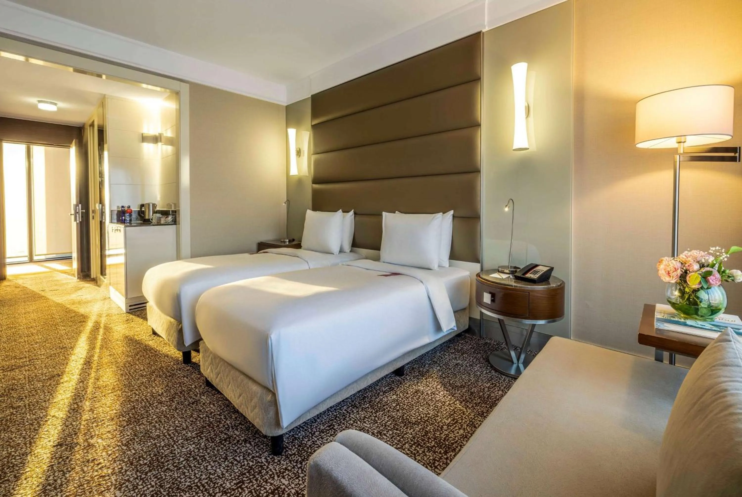 Executive Twin Suite - Smoking in Ramada Plaza By Wyndham Istanbul Tekstilkent