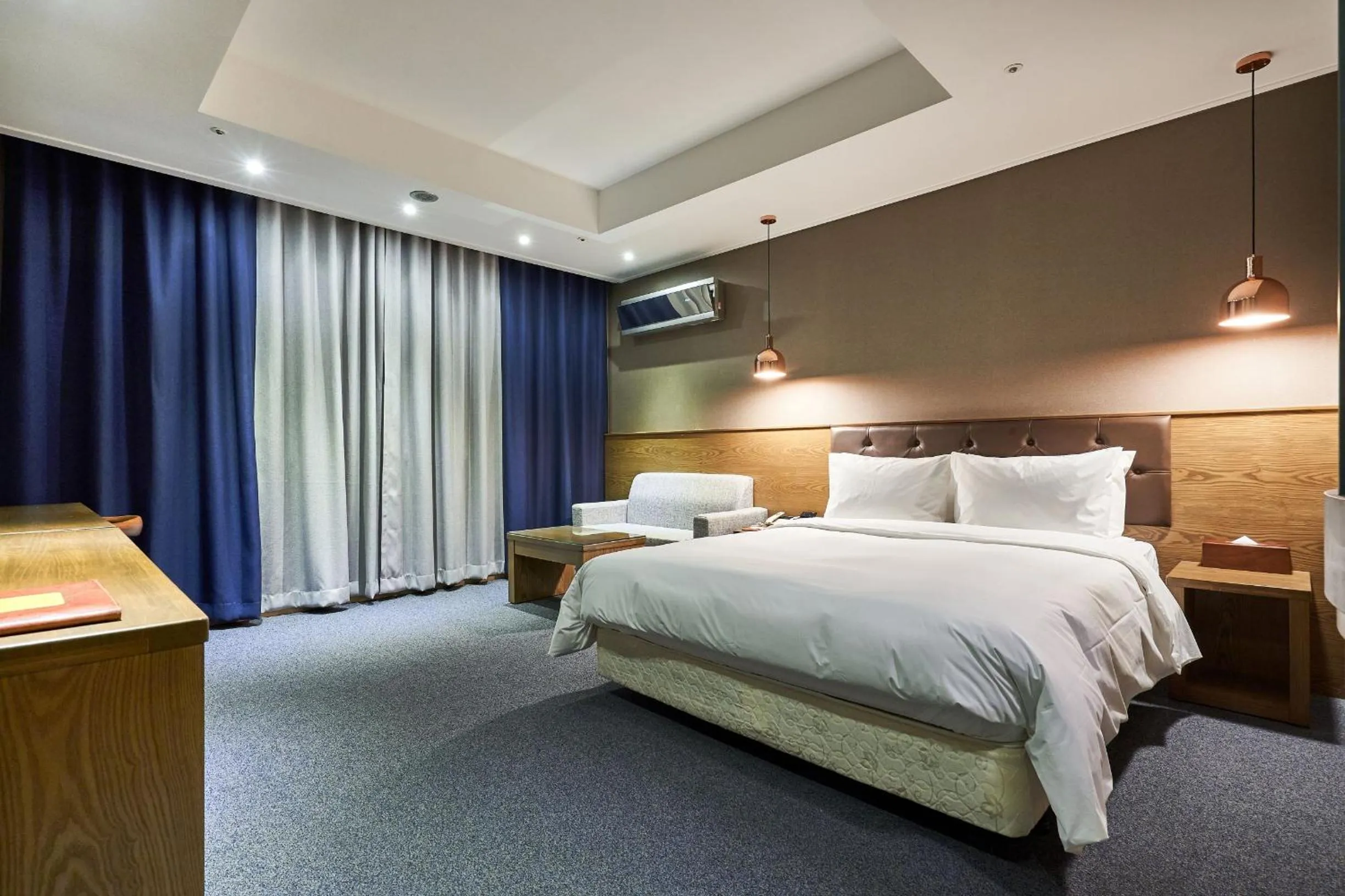 Double Room in The Koryo Hotel