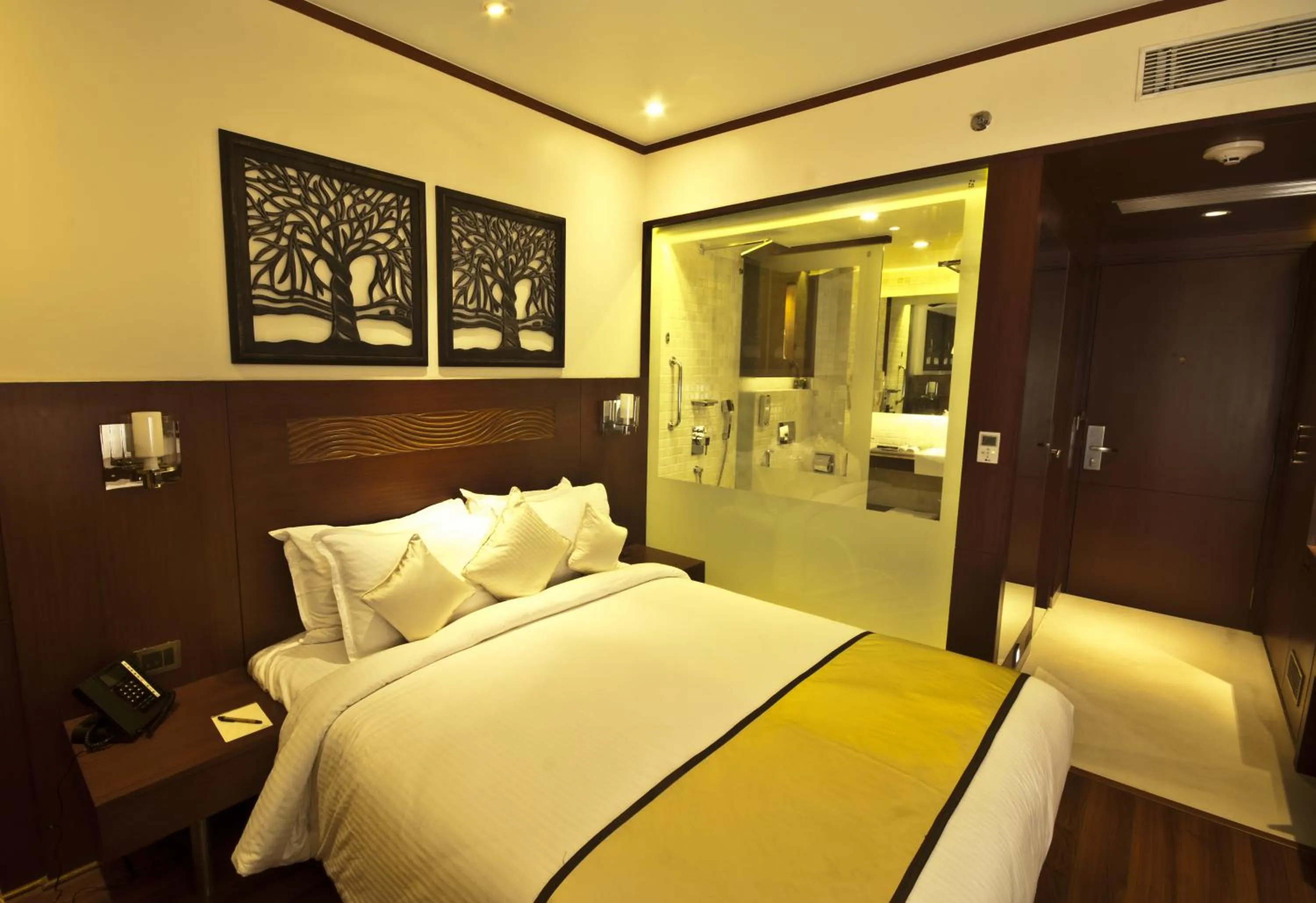 Queen Room (NON SMOKING) - single occupancy in Monotel