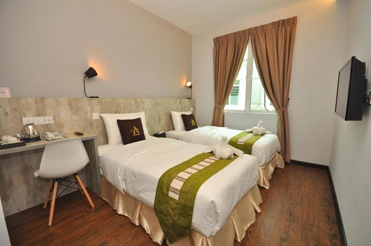 Deluxe Twin Room in Art Cottage Hotel