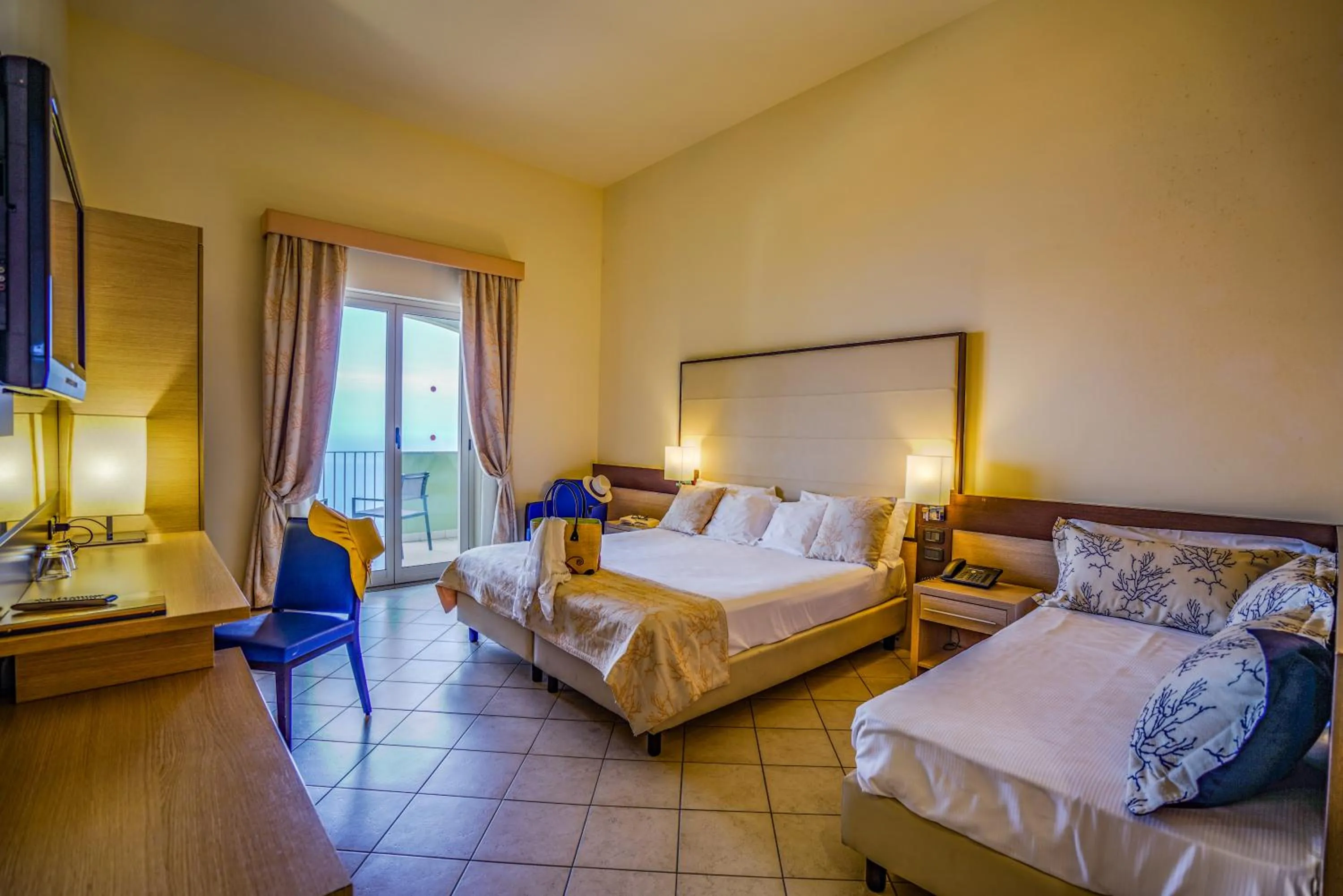 Triple Room in GH Avalon Sikani