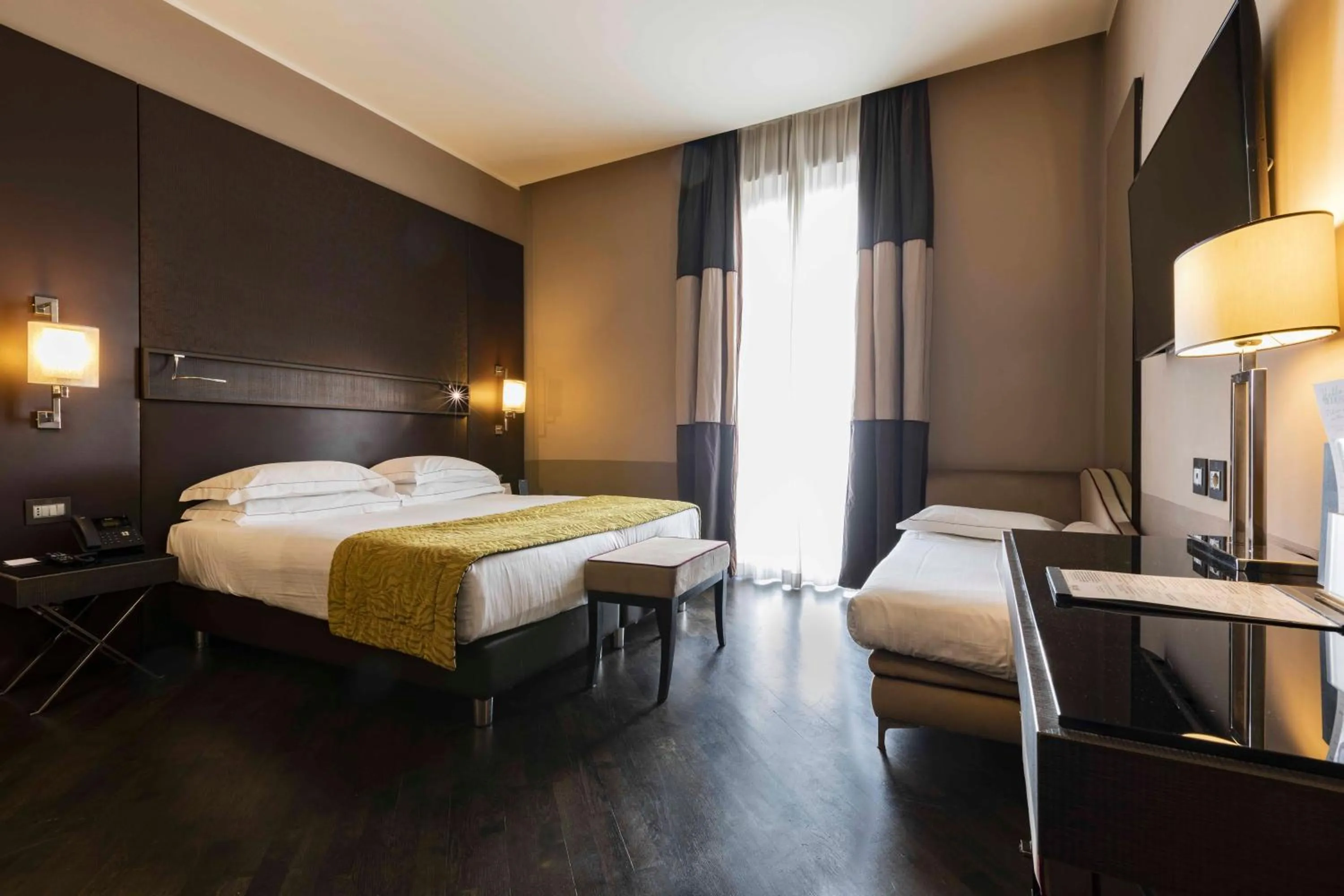Executive Triple Room in Rome Times Hotel