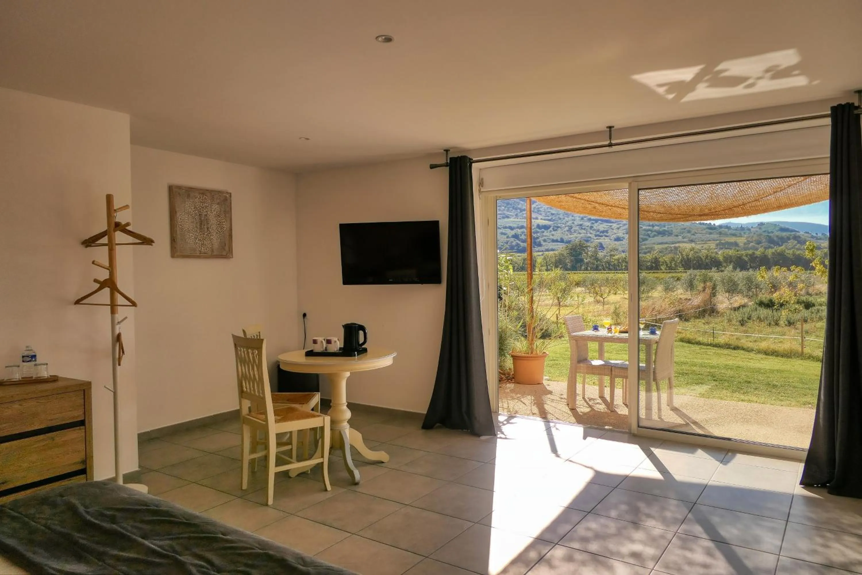 Double Room - Disability Access in Logis Hôtel La Bastide des Monges