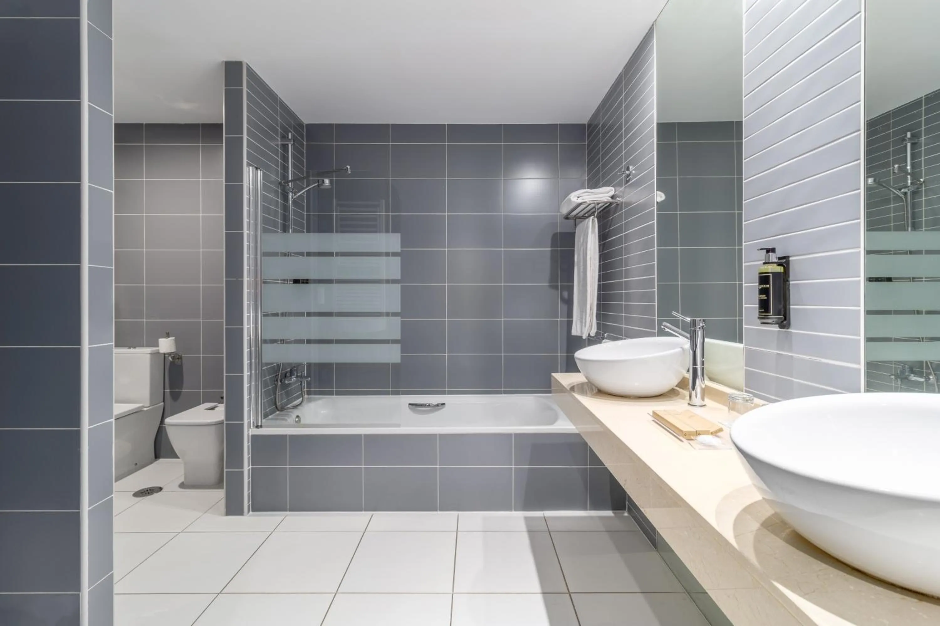 Junior Suite in Exe Convention Plaza Madrid