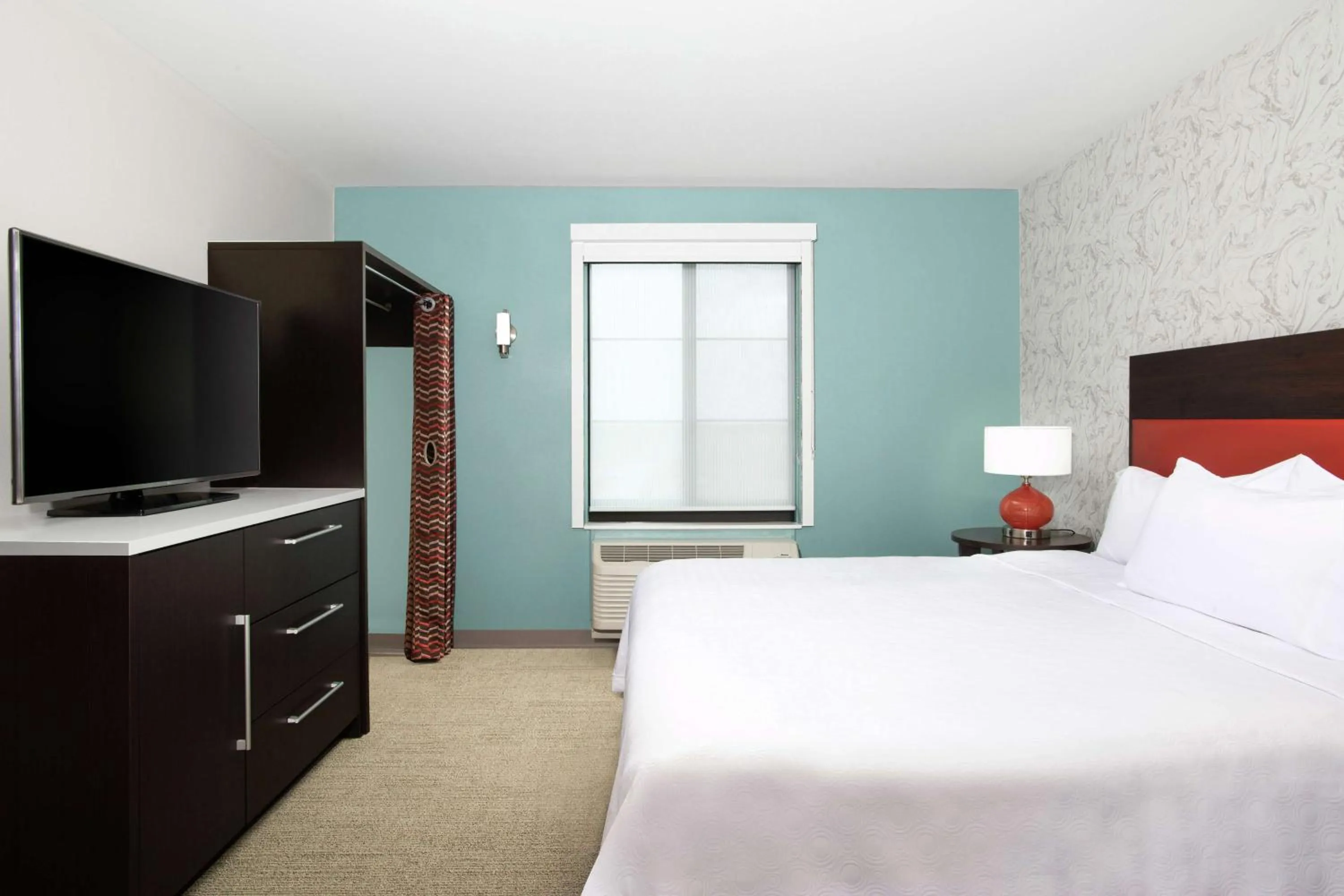 One-Bedroom King Suite - Non-Smoking in Home2 Suites by Hilton Long Island Brookhaven