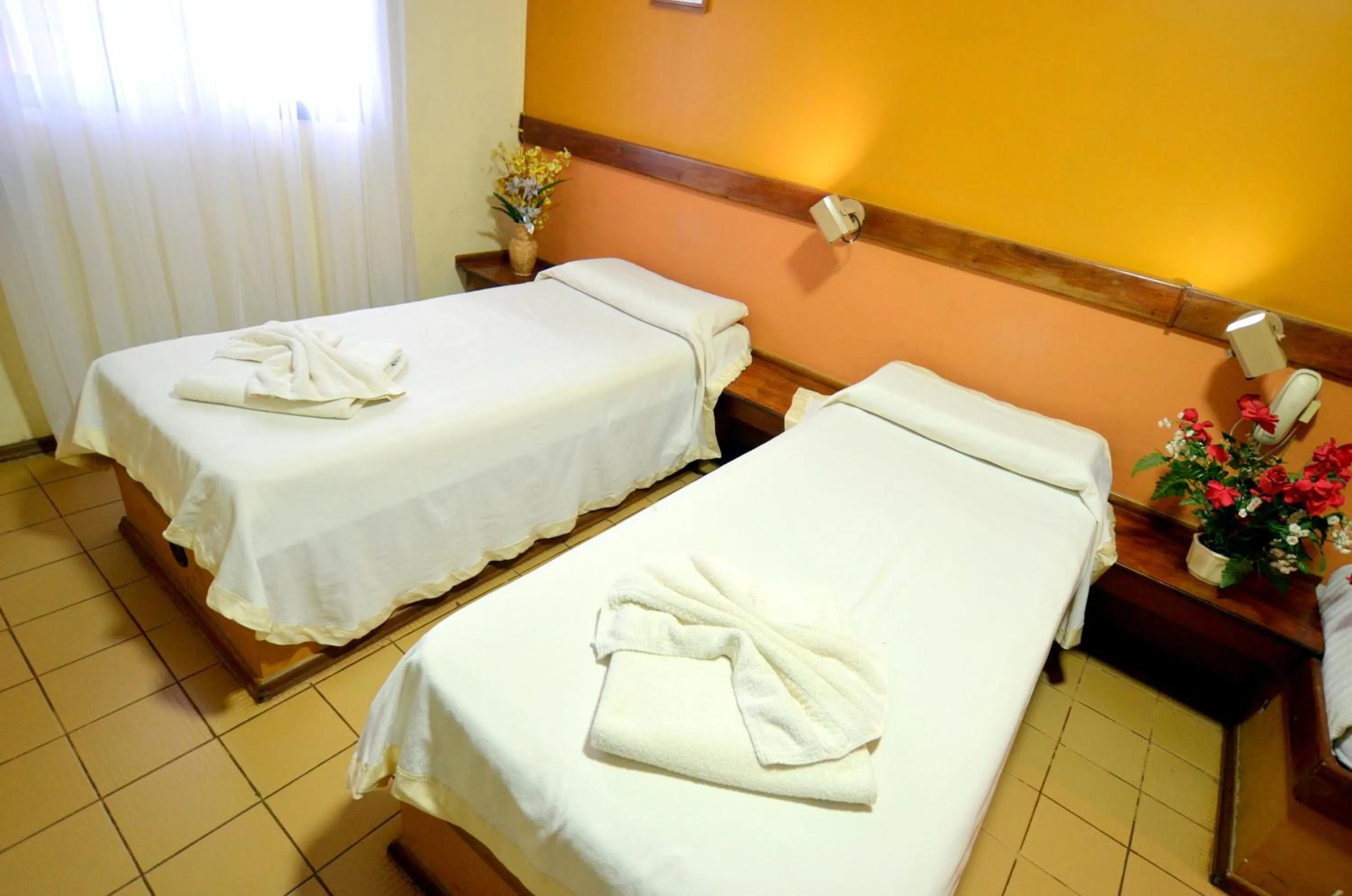 Twin Room in Hostería Casa Blanca Iguazú