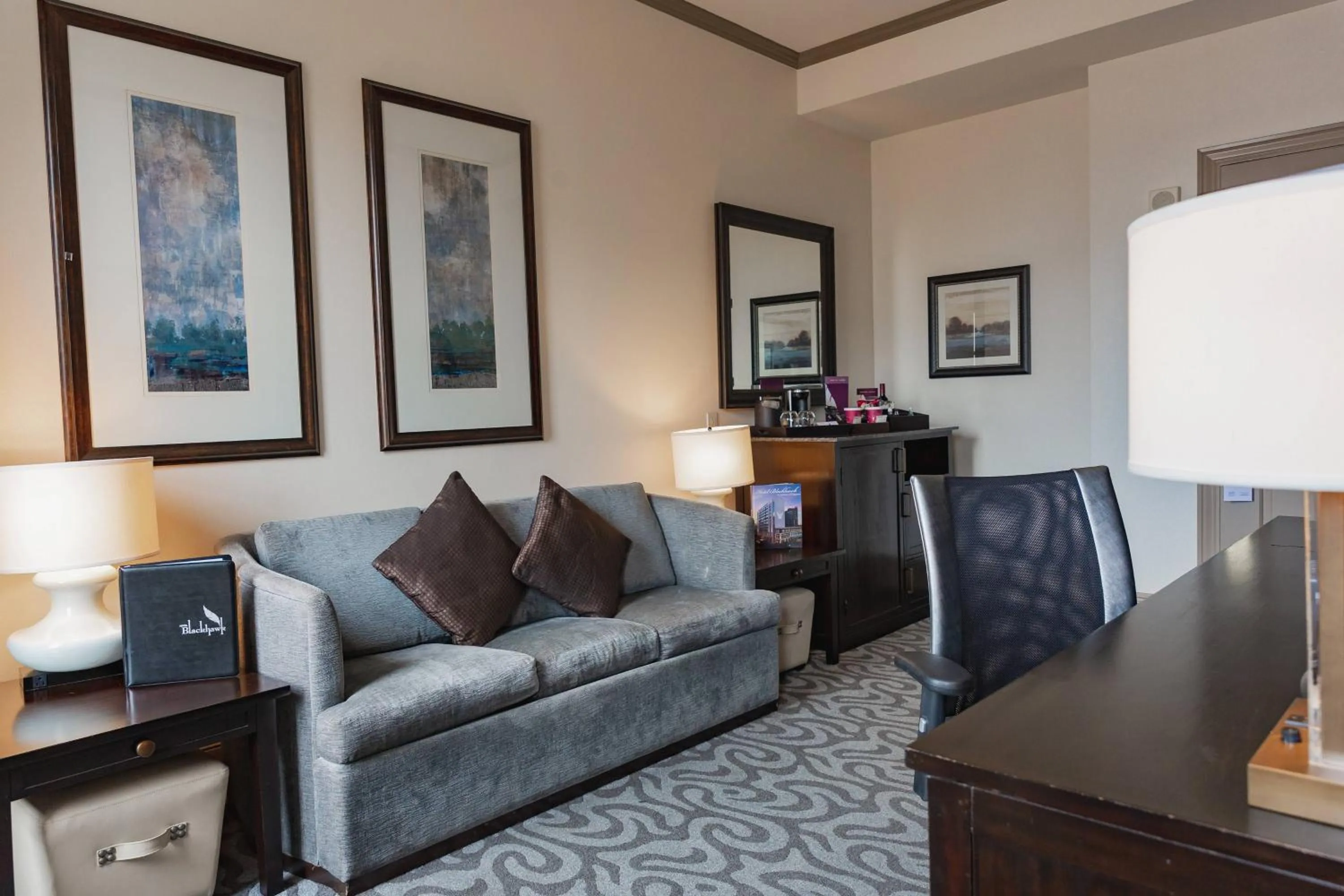 Deluxe Queen Room with Two Queen Beds in Hotel Blackhawk, Autograph Collection