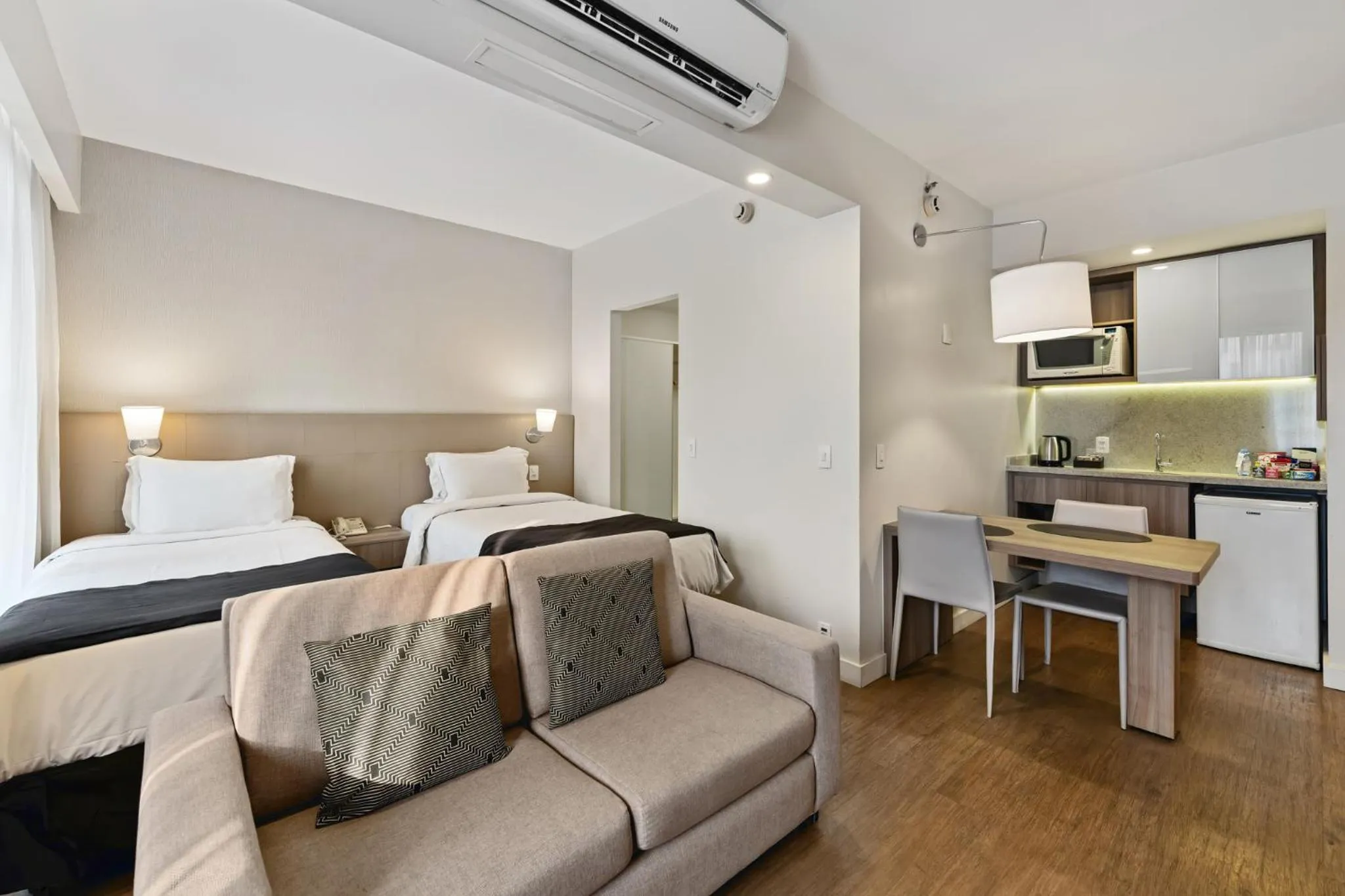 Studio Suite 2 Single Beds - single occupancy in Staybridge Suites São Paulo by IHG