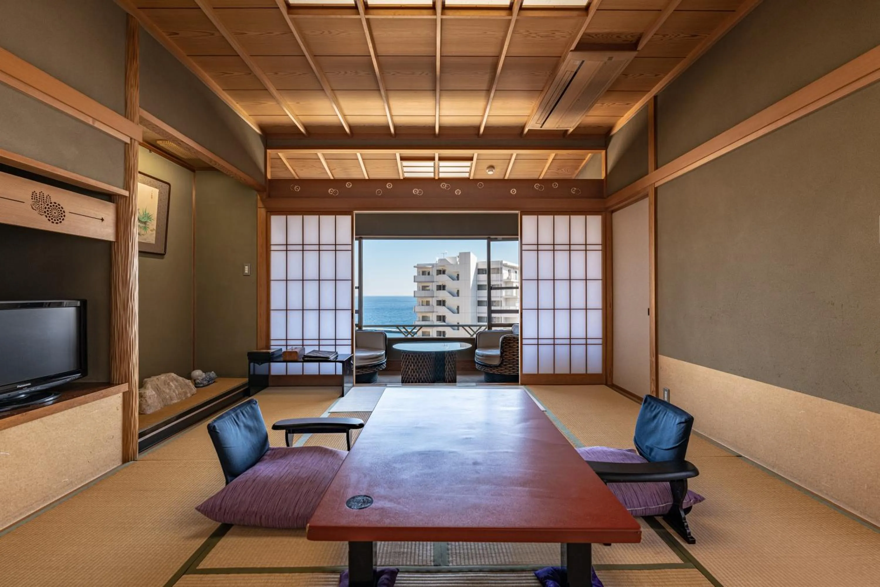 Japanese-Style Room with Sea View in Hotel Kan-ichi