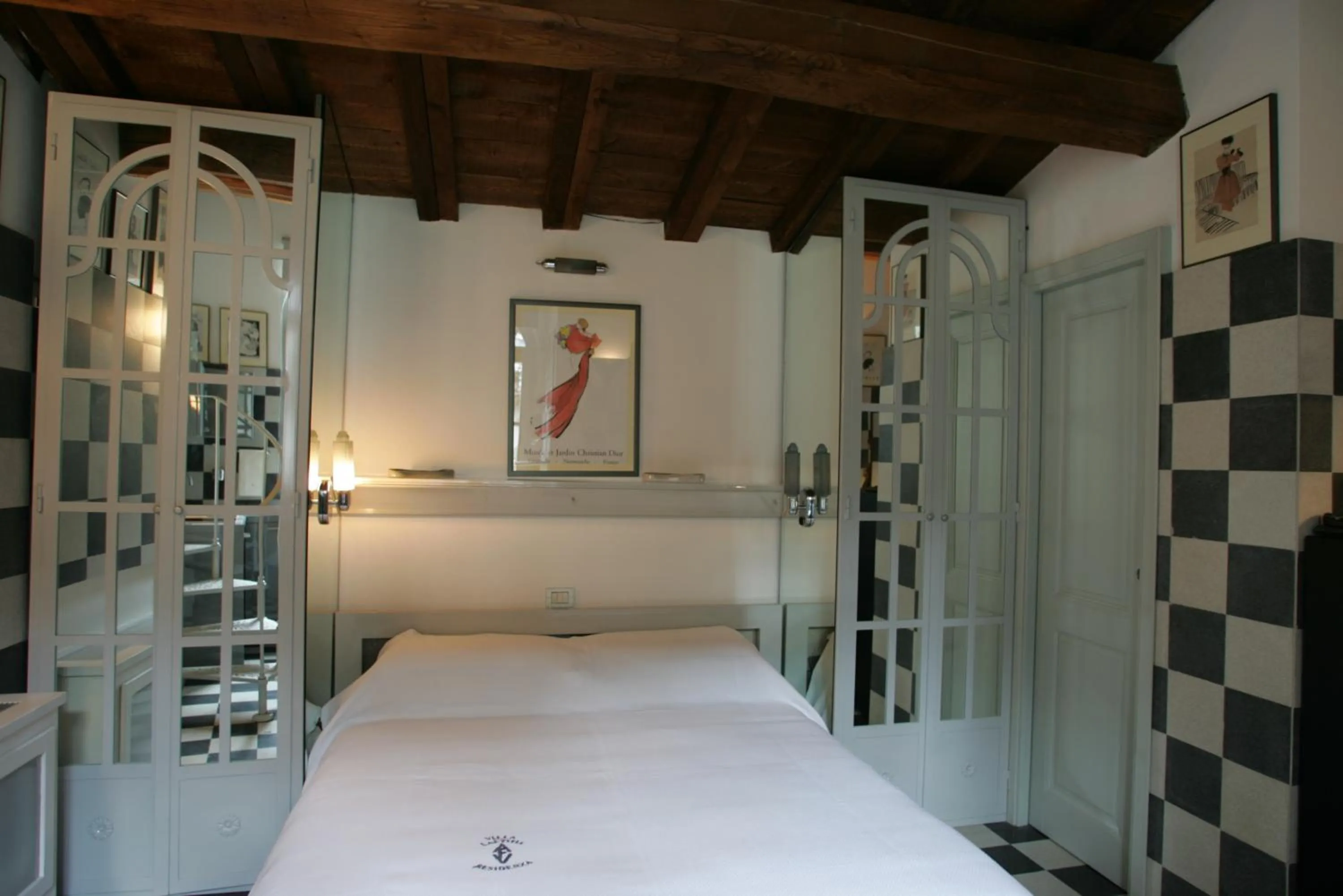 Deluxe Double Room in Villa Laetitia