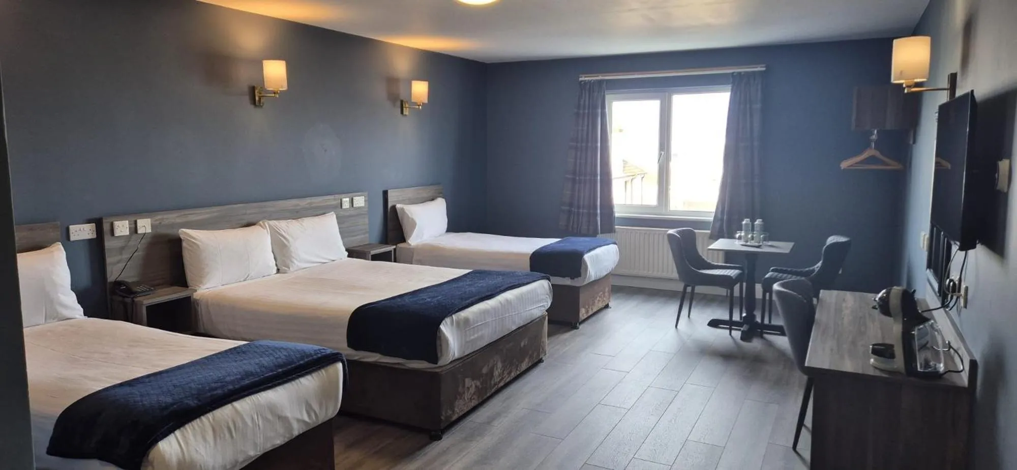 Family Room with Sea View in Inn On The Coast