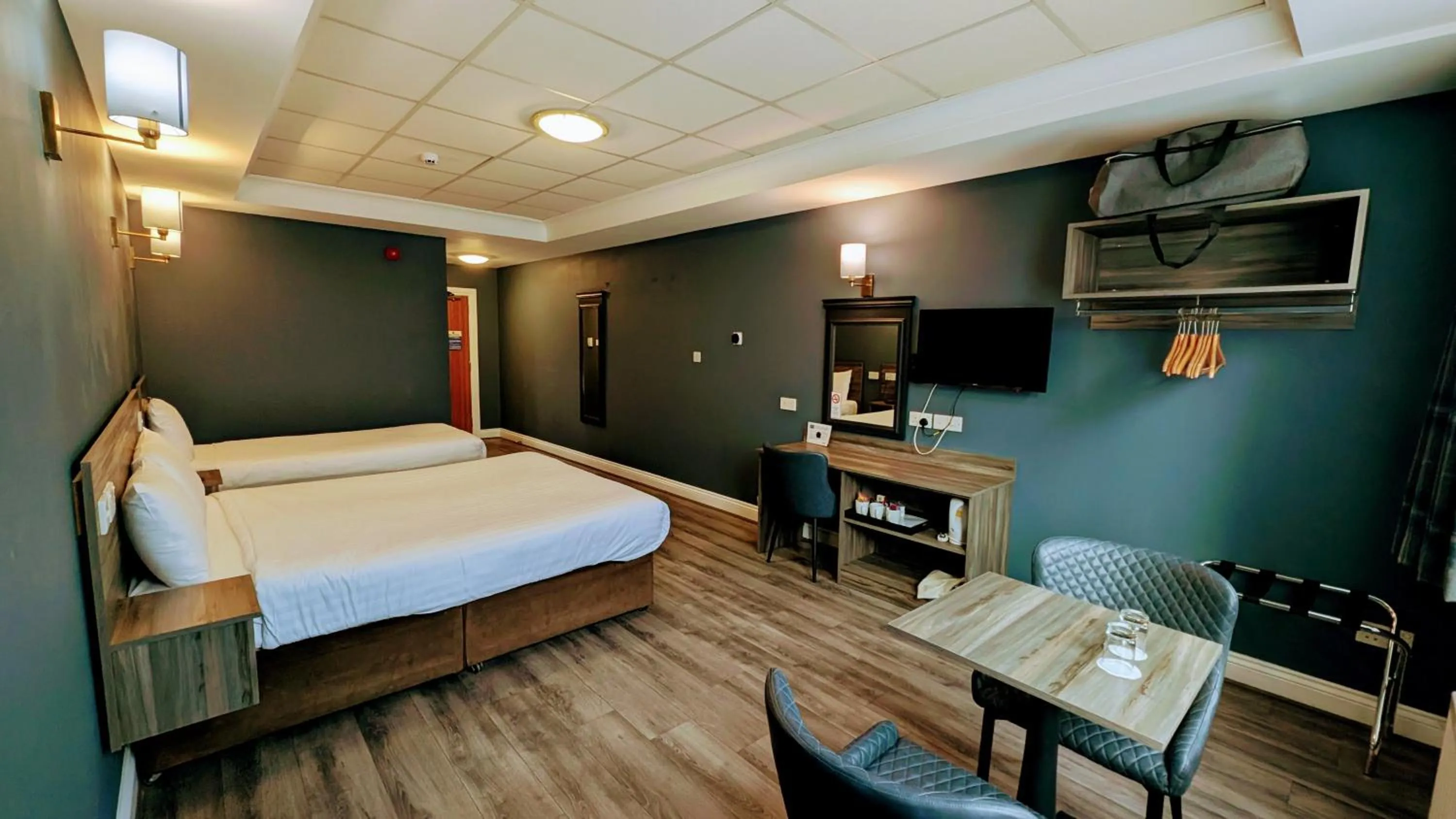 Double Room - single occupancy in Inn On The Coast