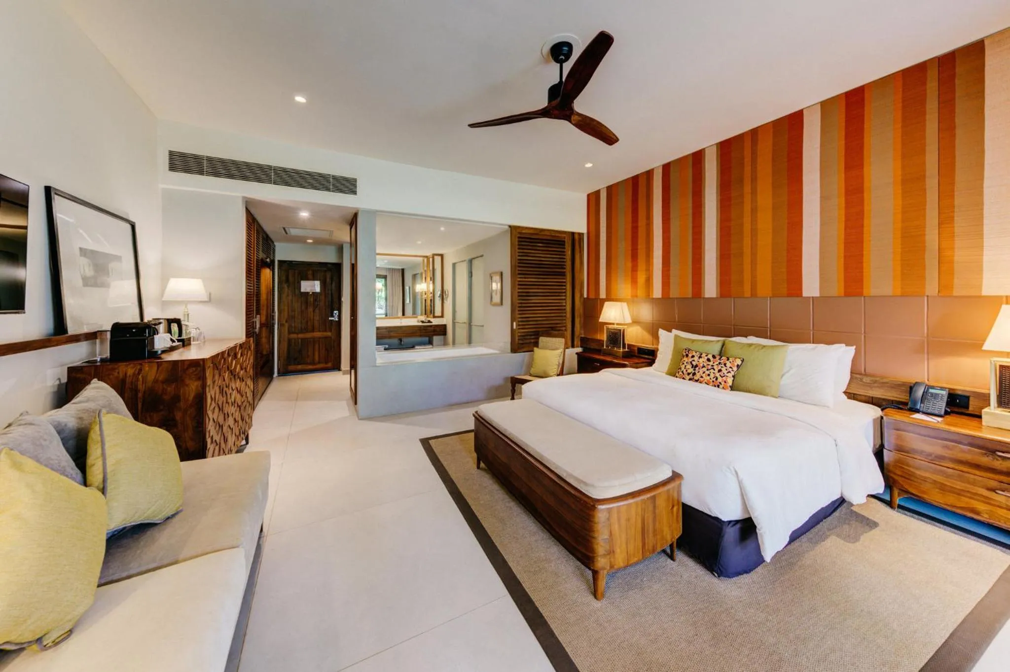 Luxury Seafront King- Discounts (10% on SPA, 5% on Water Sports) - single occupancy in Cinnamon Bentota Beach - Signature Selection