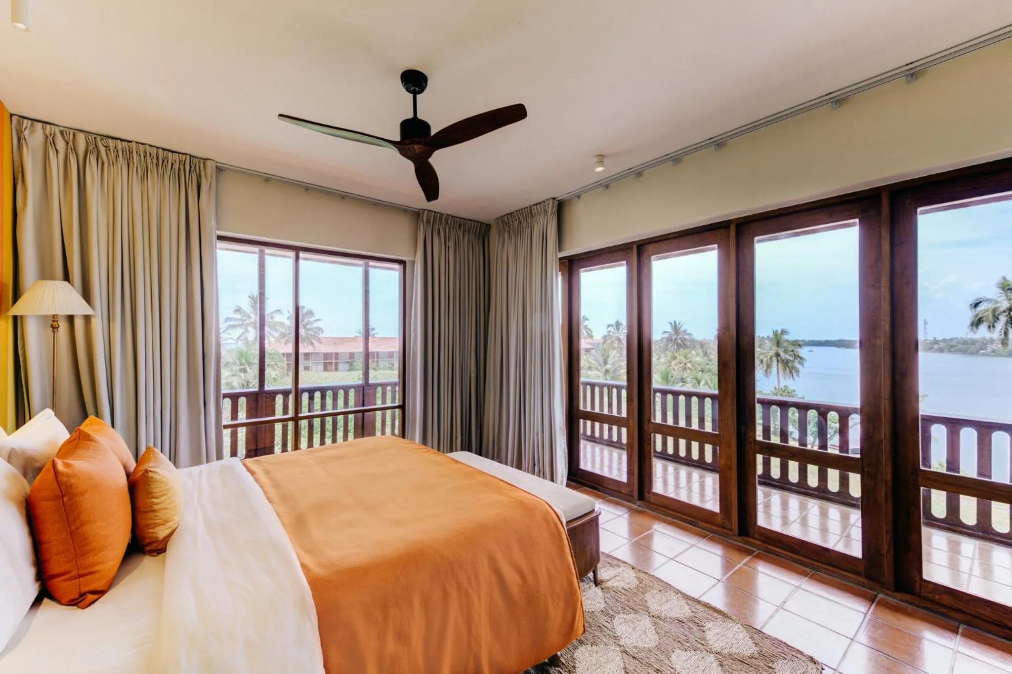 	 Deluxe Suite Ocean View - single occupancy - Discounts (10% on SPA, 5% on Water Sports) in Cinnamon Bentota Beach - Signature Selection