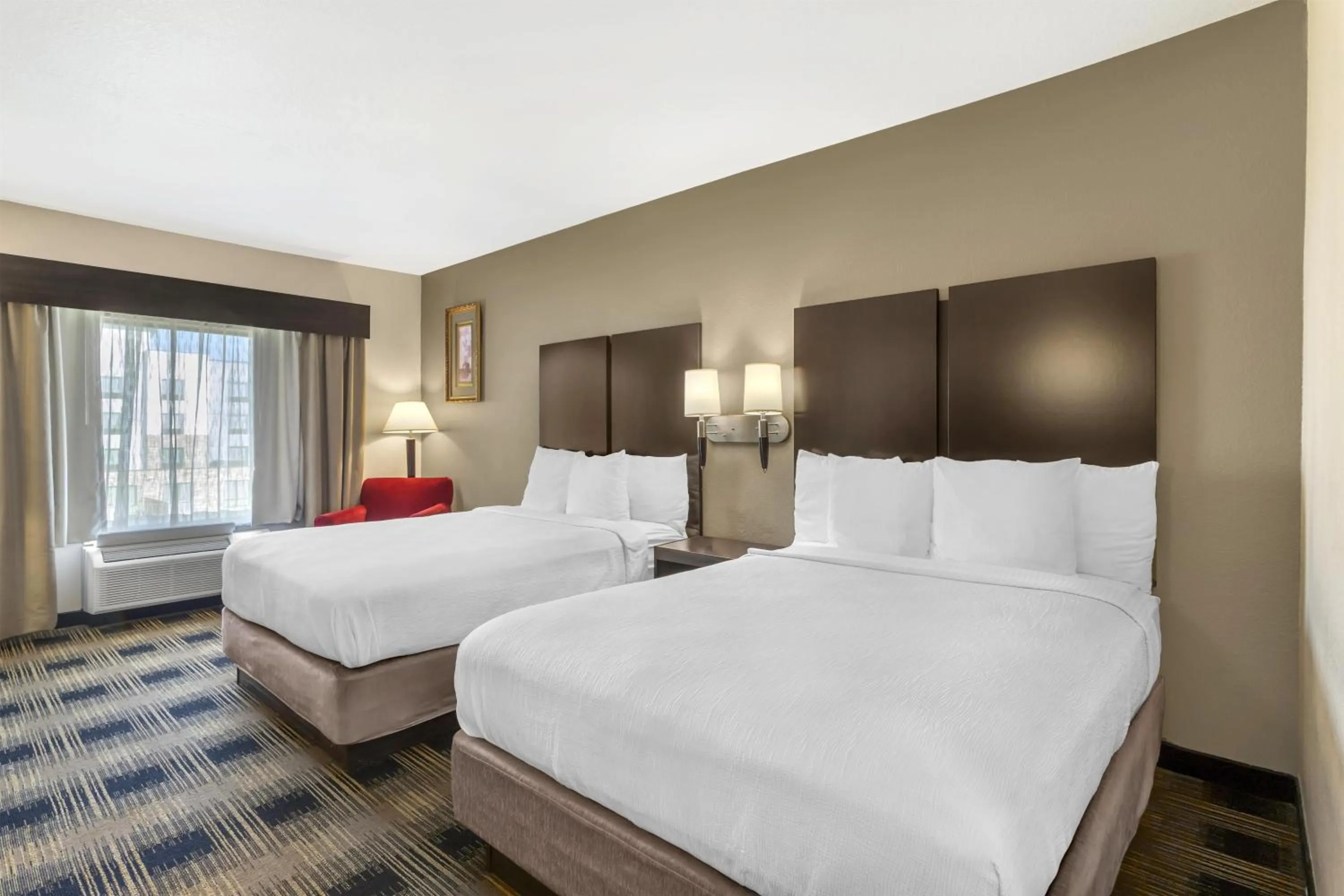 Queen Room with Two Queen Beds in Best Western Plus Heritage Inn & Suites Houston