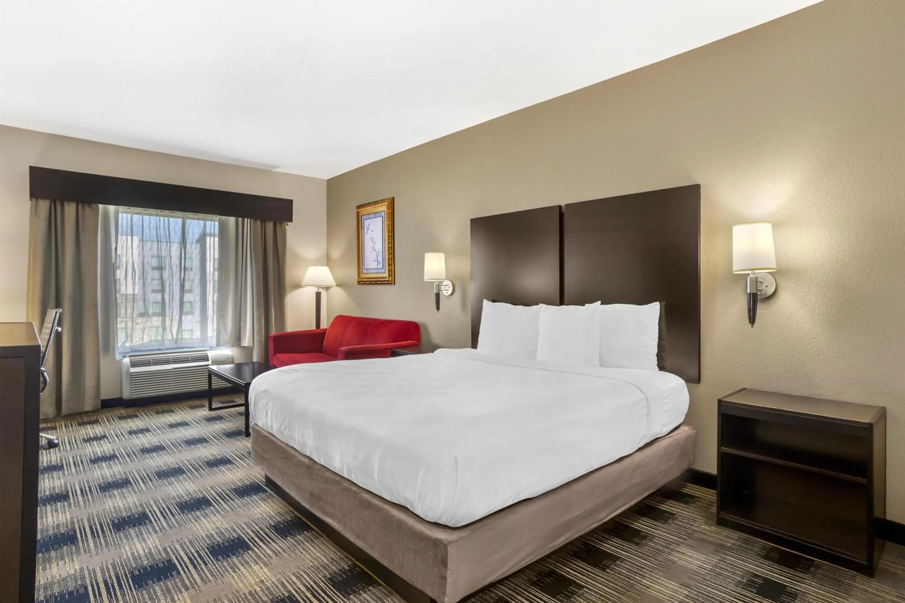 King Room with Sofa Bed in Best Western Plus Heritage Inn & Suites Houston