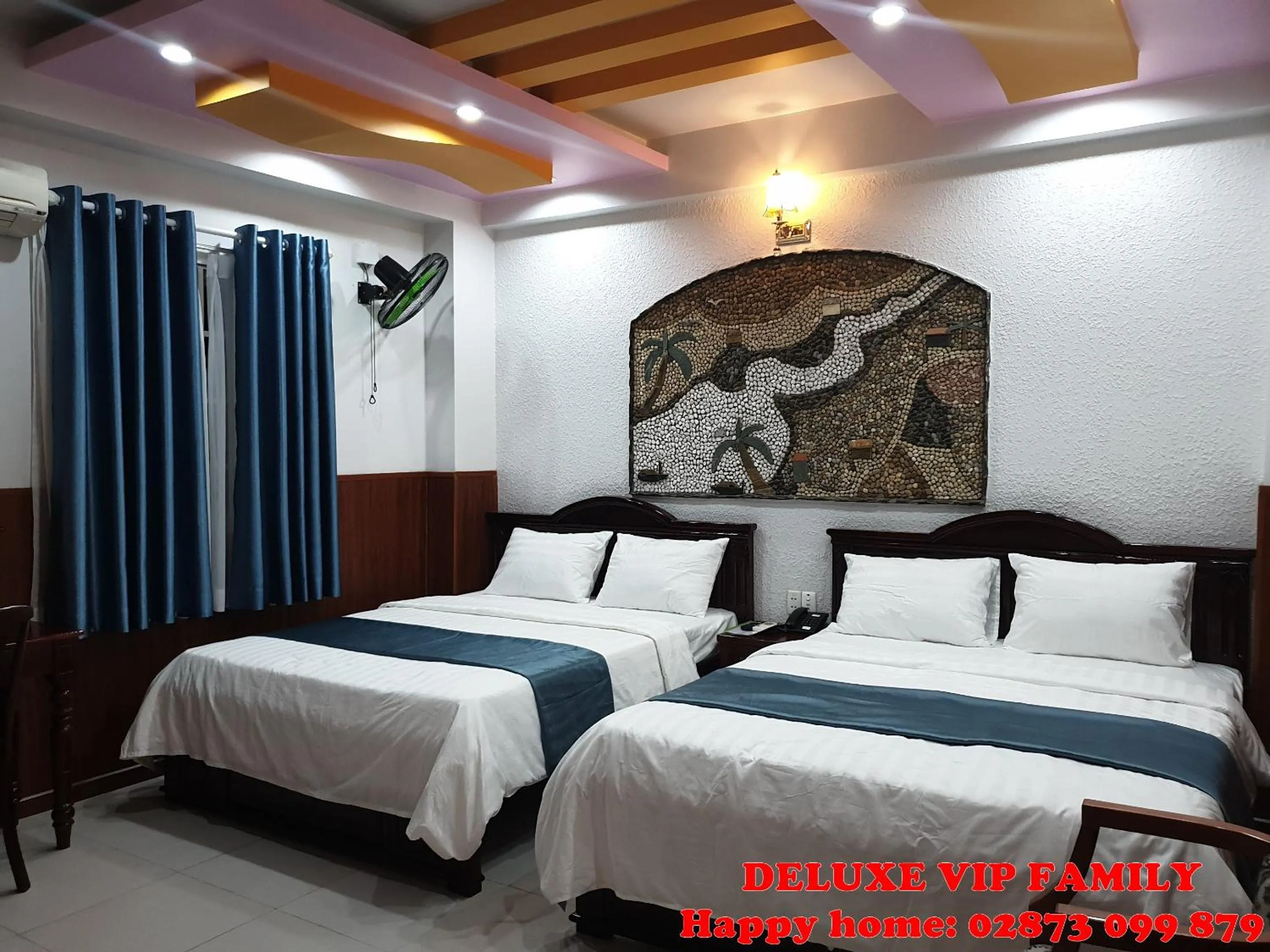 Deluxe Family Room in Happy Home