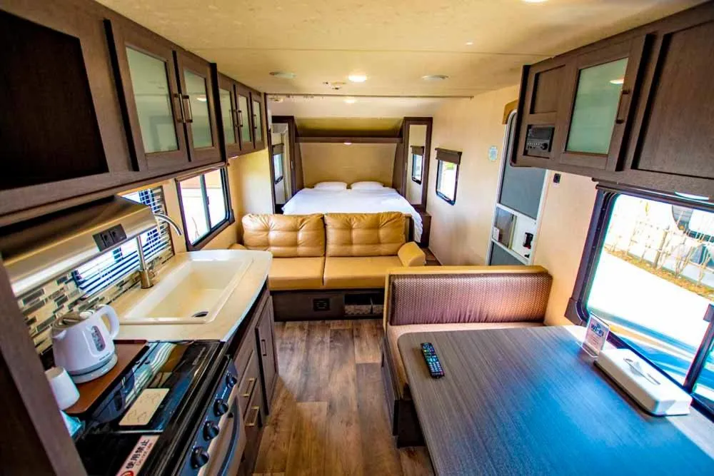 Economy Double Room in Beach Resort Hotel Kalakaua