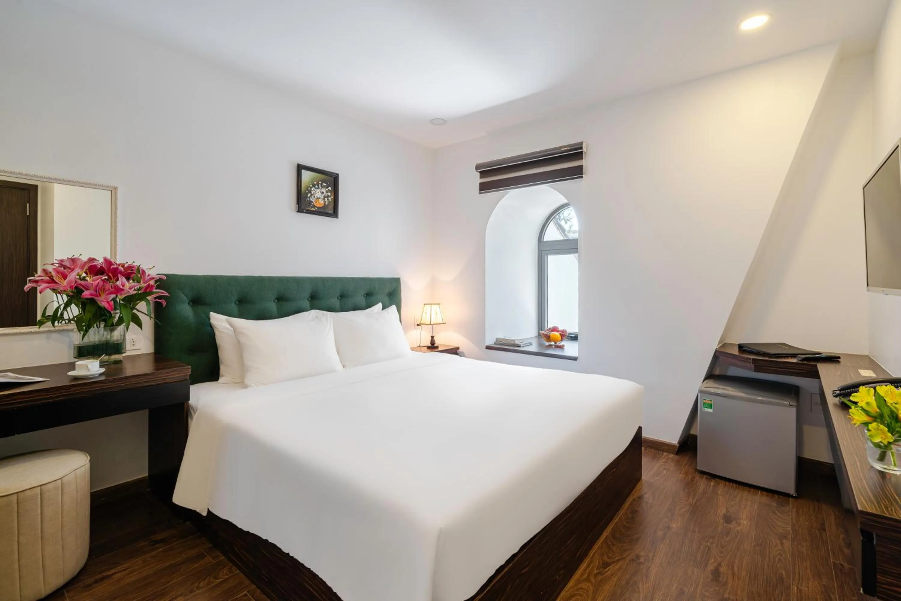 Superior Double Room in TTR Moonstone Apart Hotel