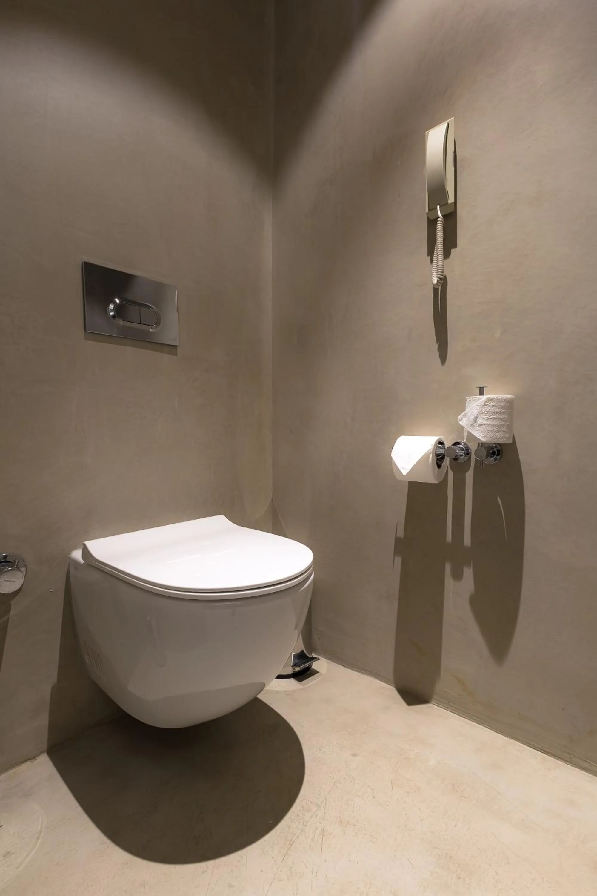 Deluxe Room - single occupancy in OMM INN