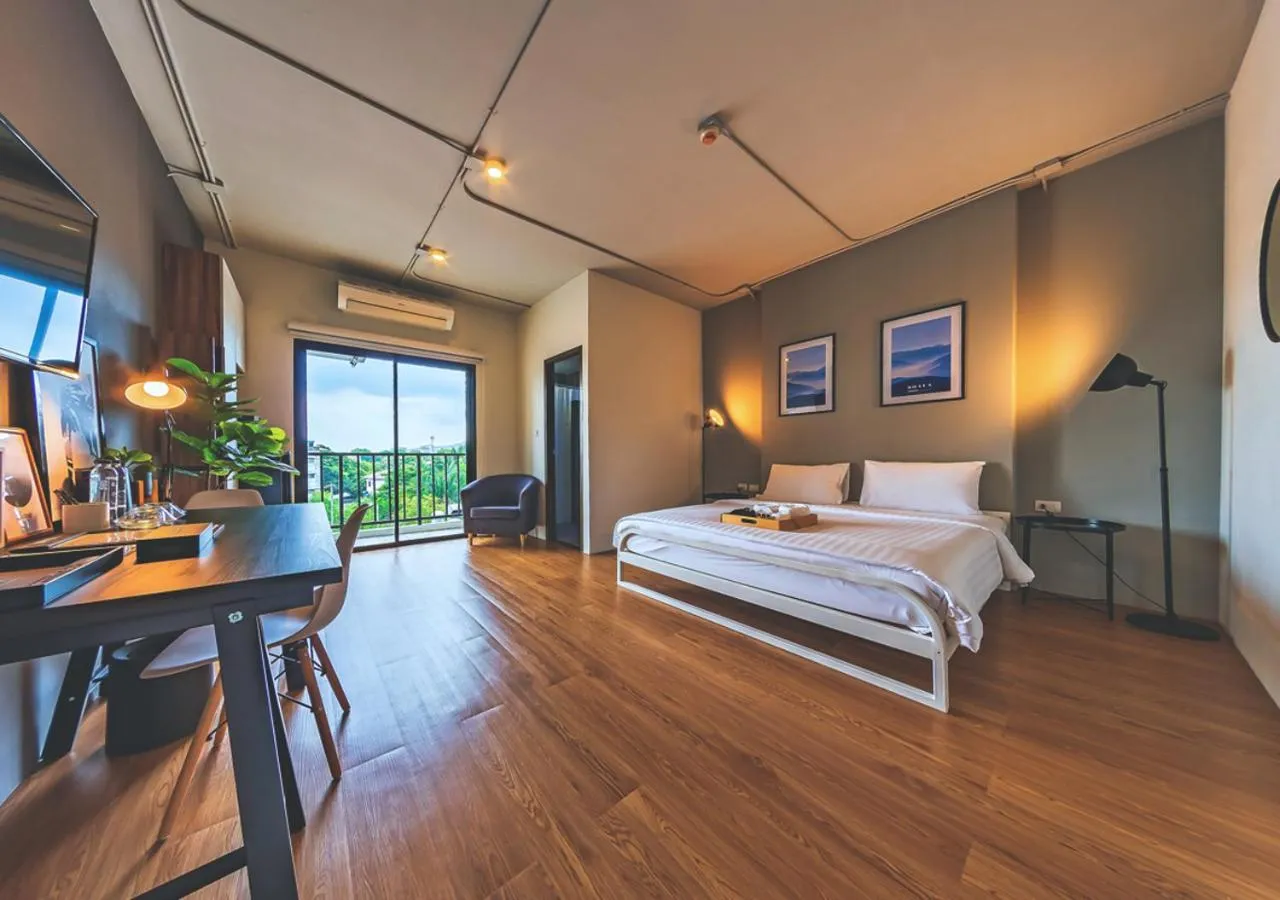The Loft Grand Deluxe Room in Bhava Residence
