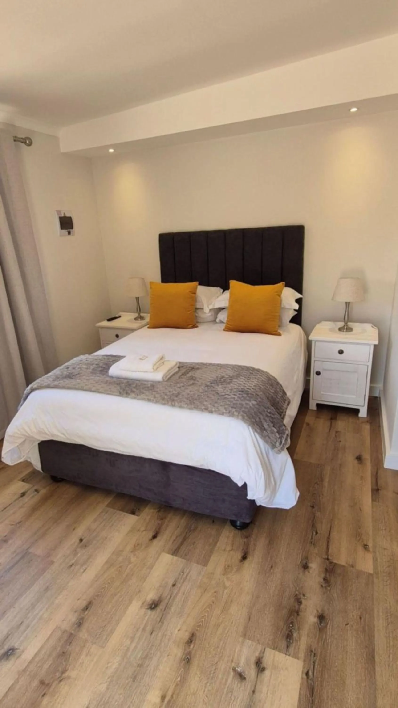 Single Room with Bathroom - single occupancy in Bell Rosen Guest House