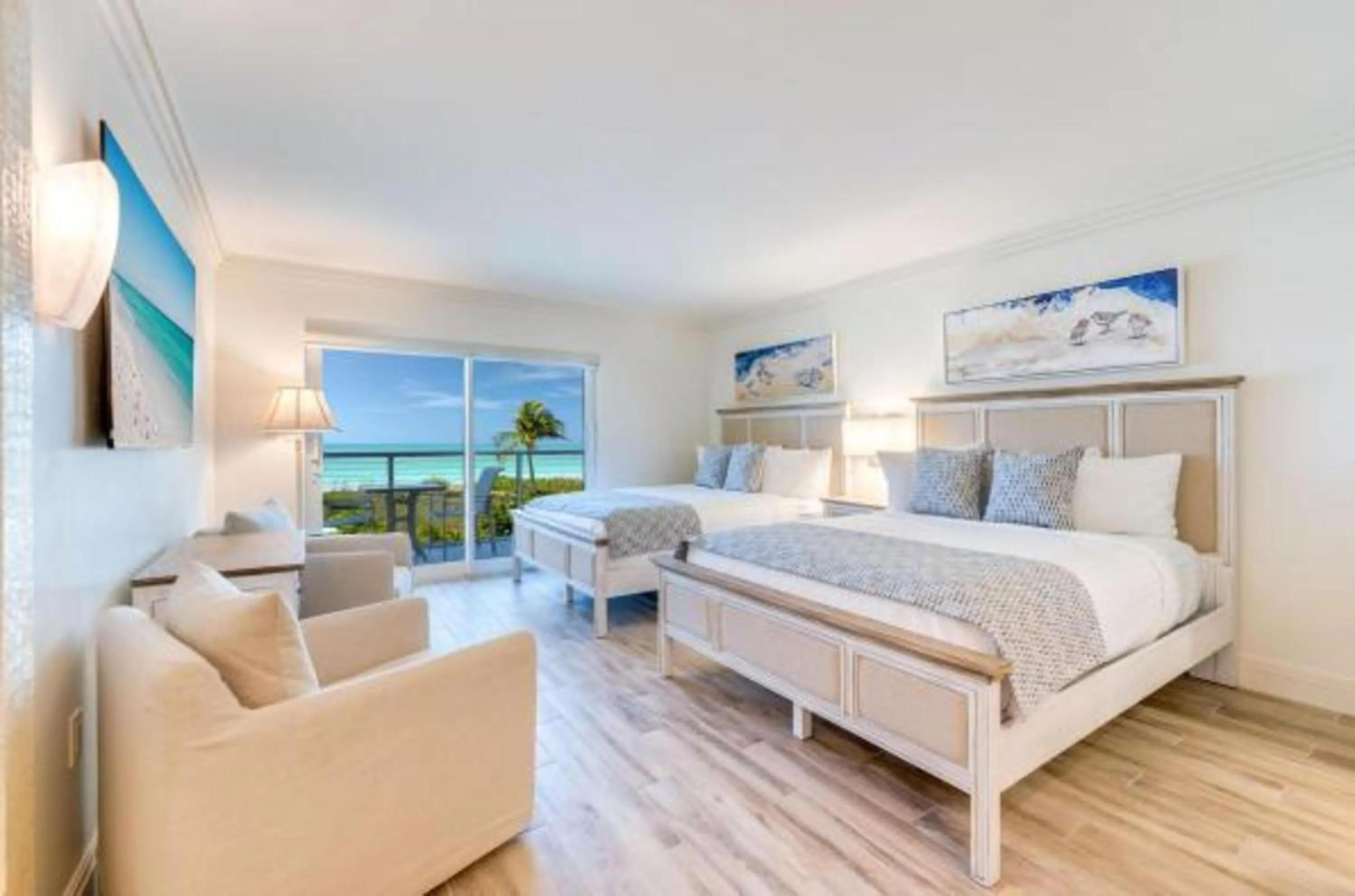 Queen Room with Gulf View - First Floor in Sanibel Inn