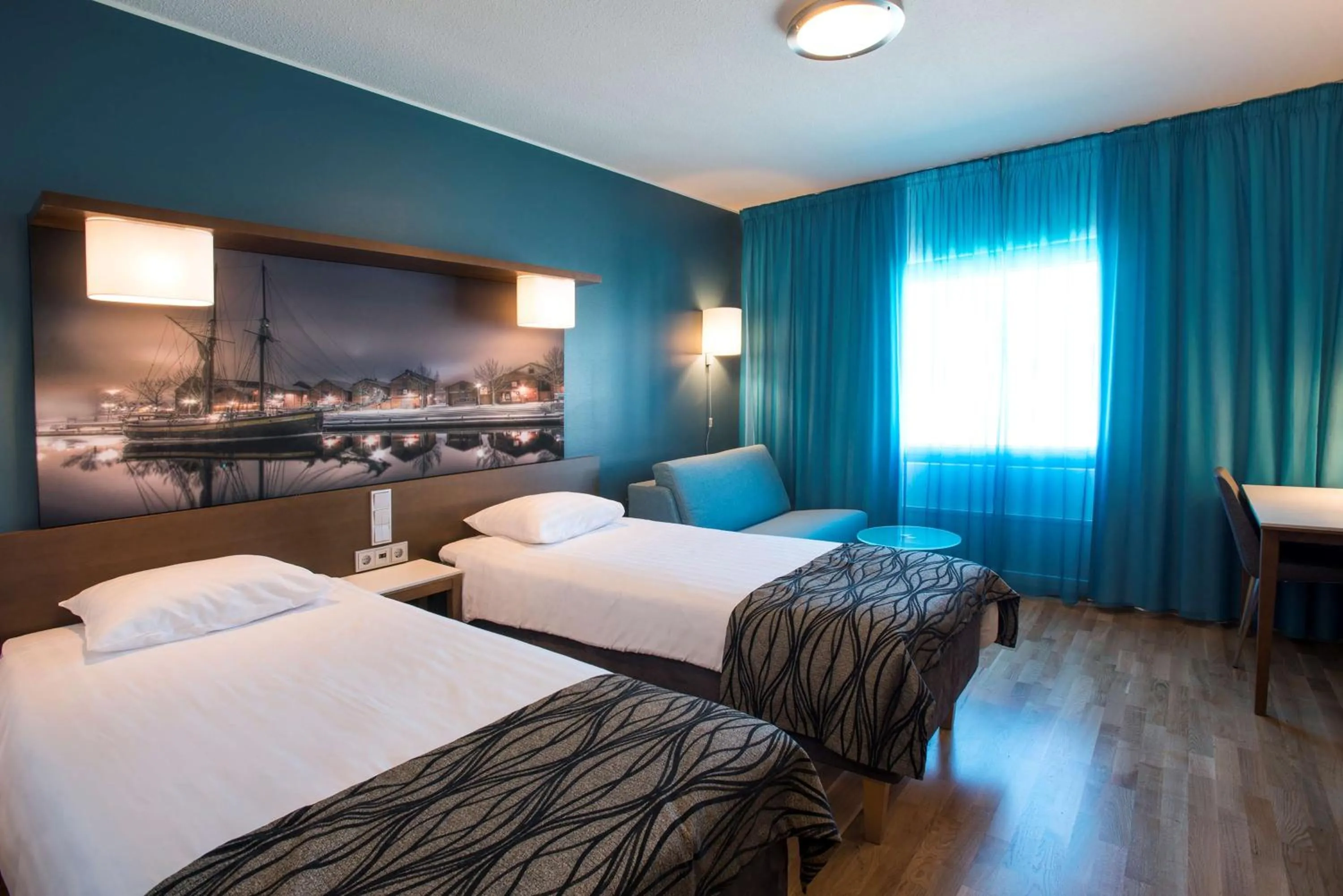 Standard Triple Room in Scandic Oulu Station