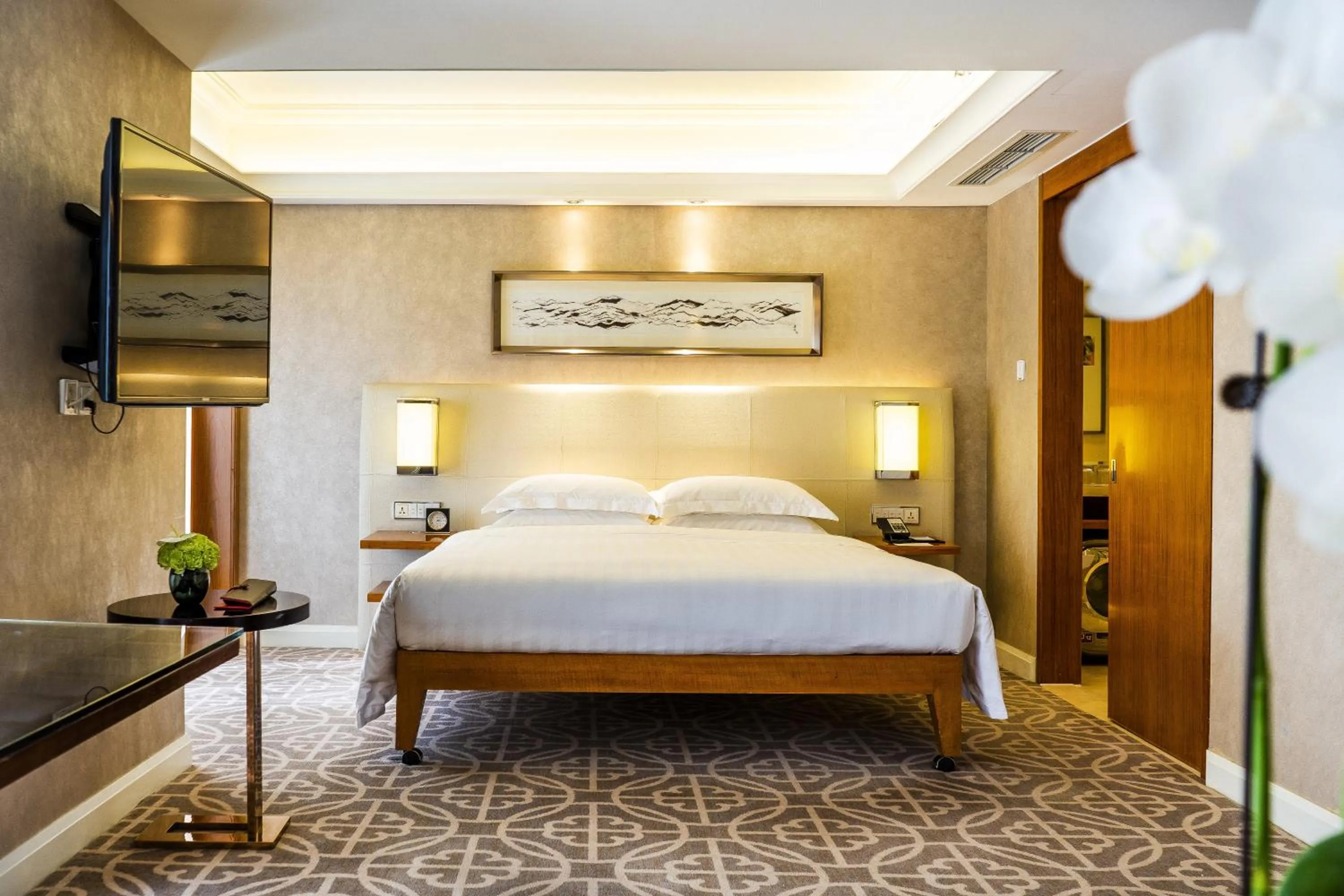Apartment with One King Bed in Grand Hyatt Beijing