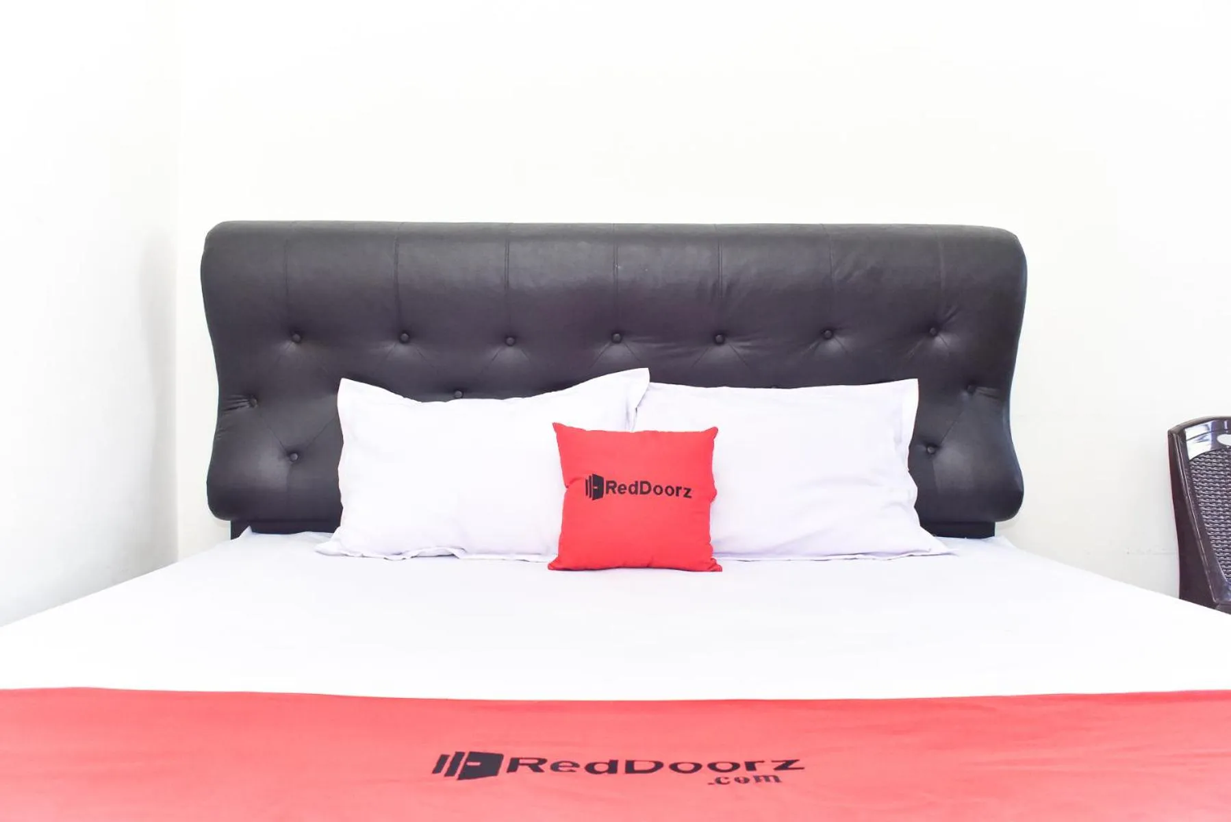 Double Room - single occupancy in RedDoorz near Alun Alun Wonosobo