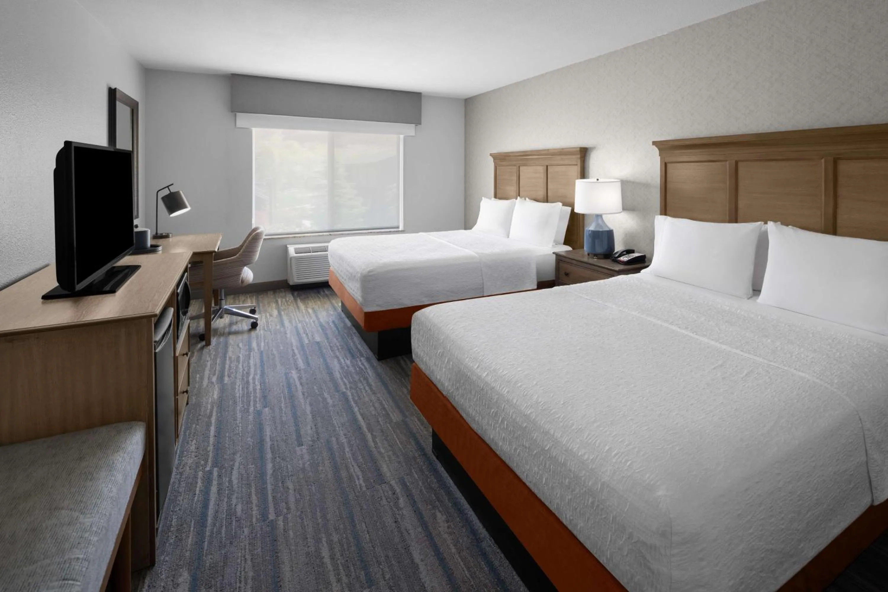 Queen Room with Two Queen Beds - Mobility and Hearing Access/Non-Smoking in Hampton Inn & Suites Springdale/Zion National Park