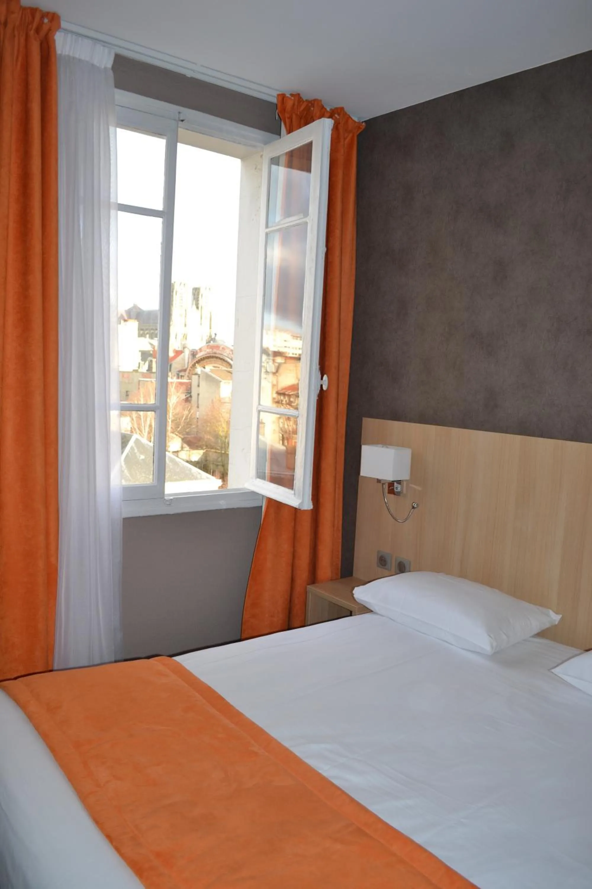 Double Room in Hotel Kyriad and Spa Reims centre