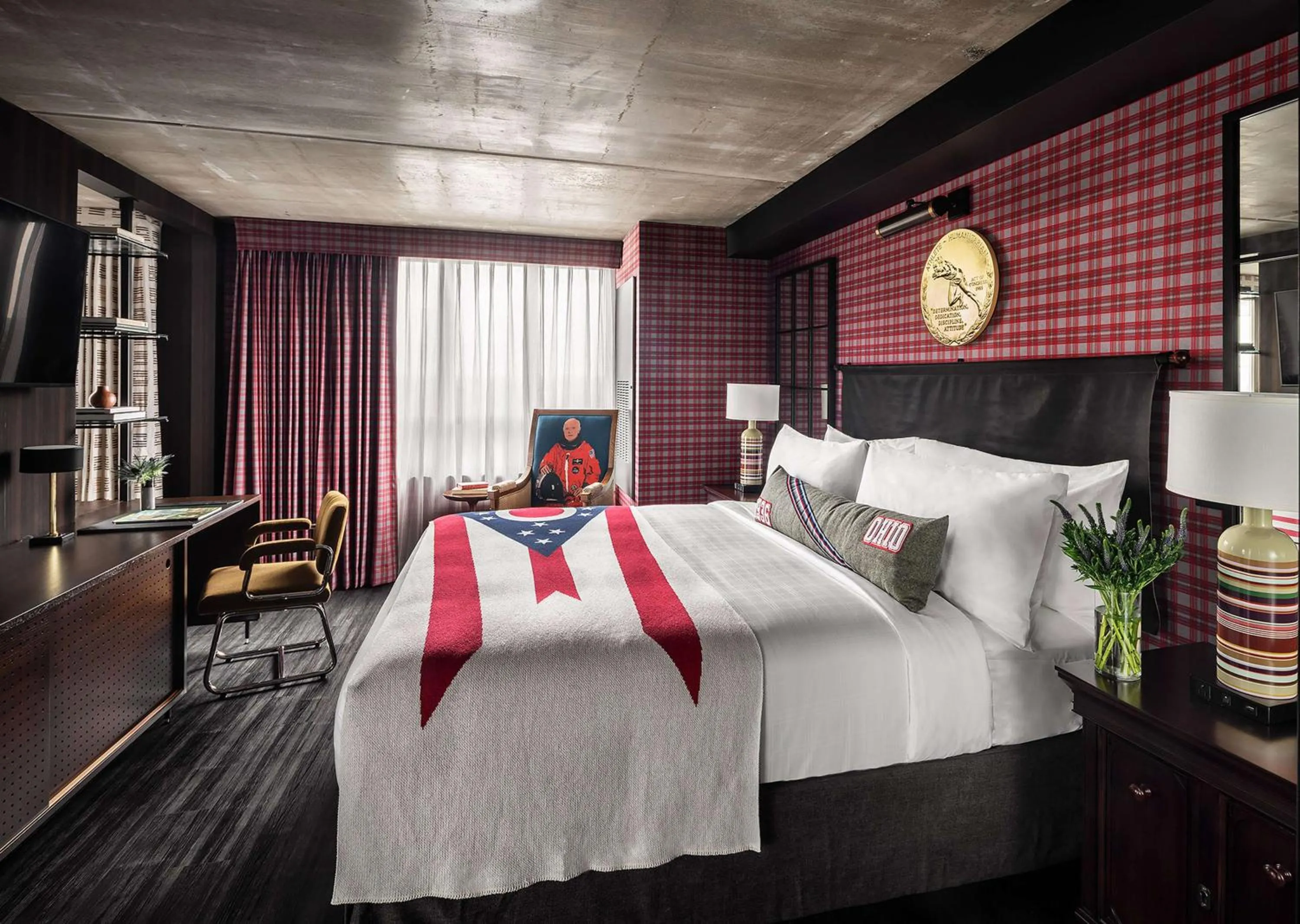 Graduata King Studio Suite in Graduate by Hilton Columbus